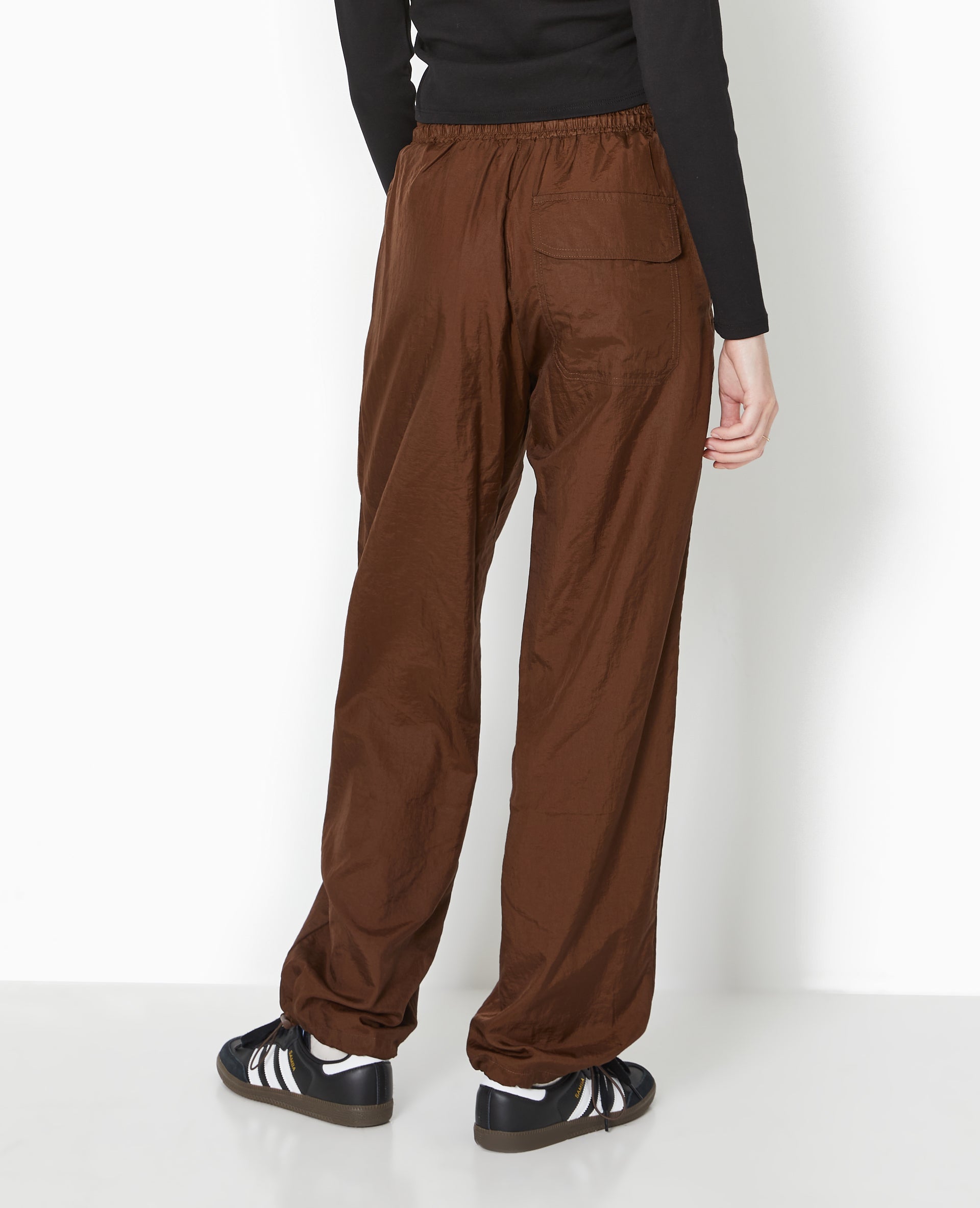 Pantalon parachute avec liens élastiqués