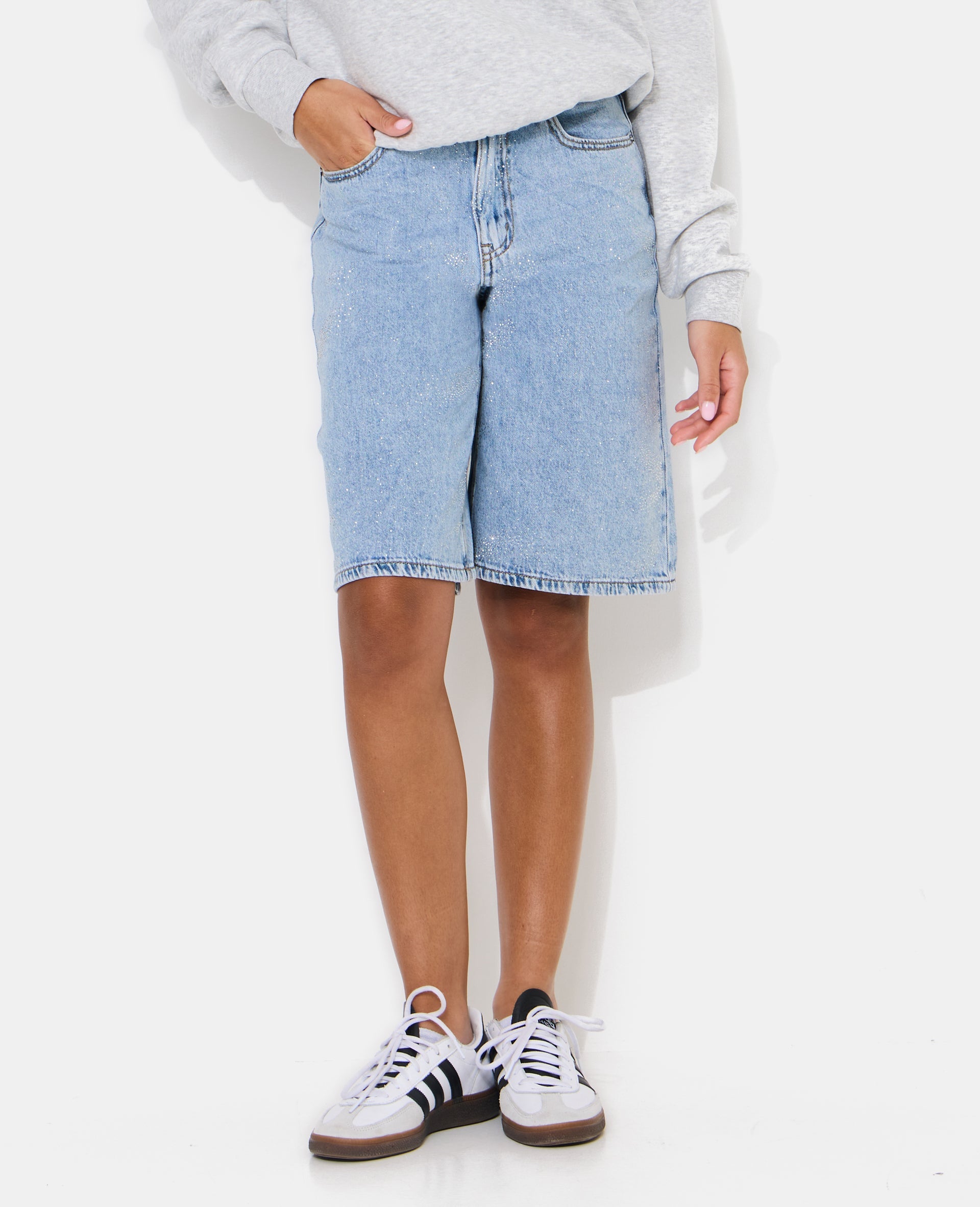 Bermuda en jean taille haute avec mini-strass