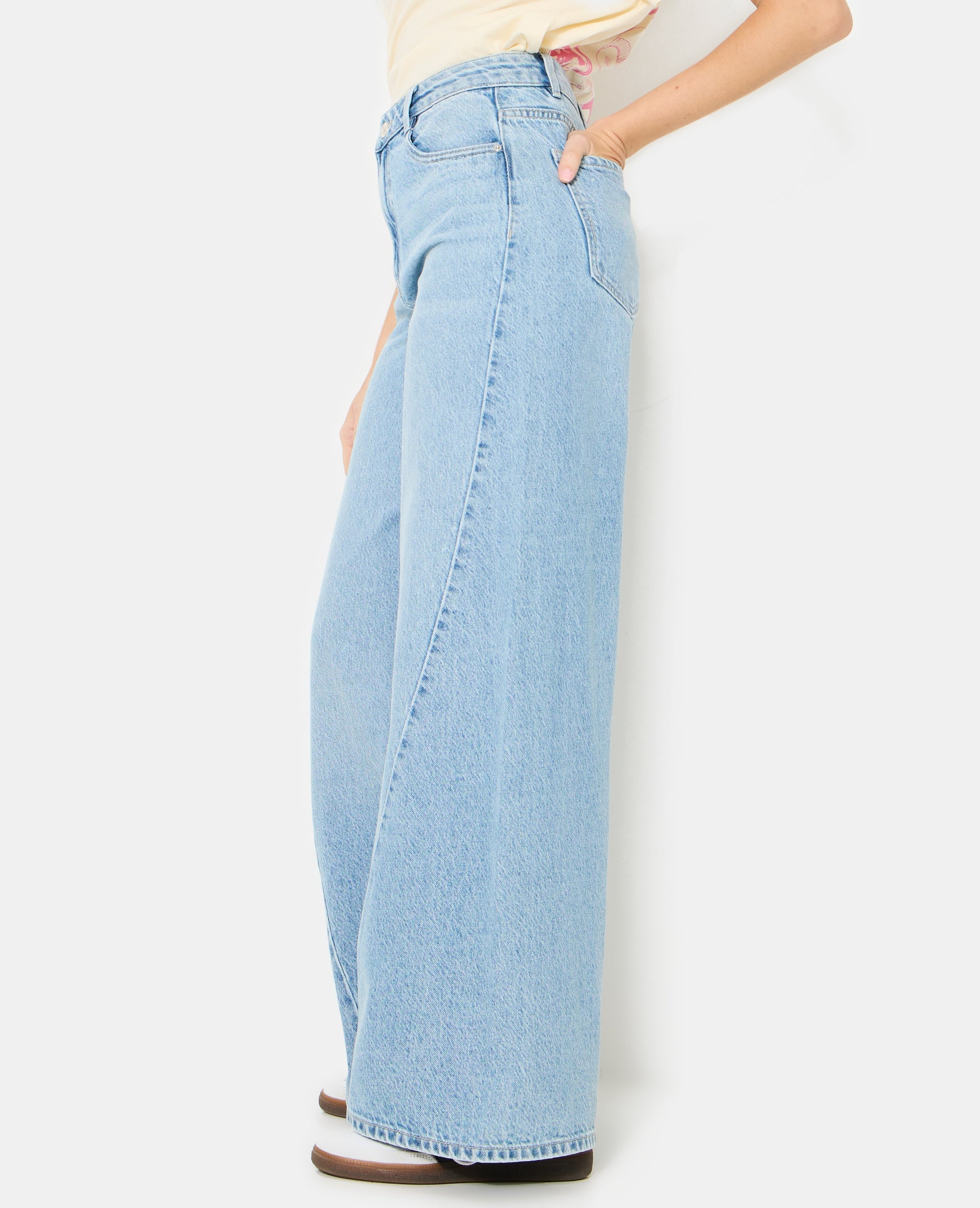 Jean extra wide taille haute avec jeux de coutures