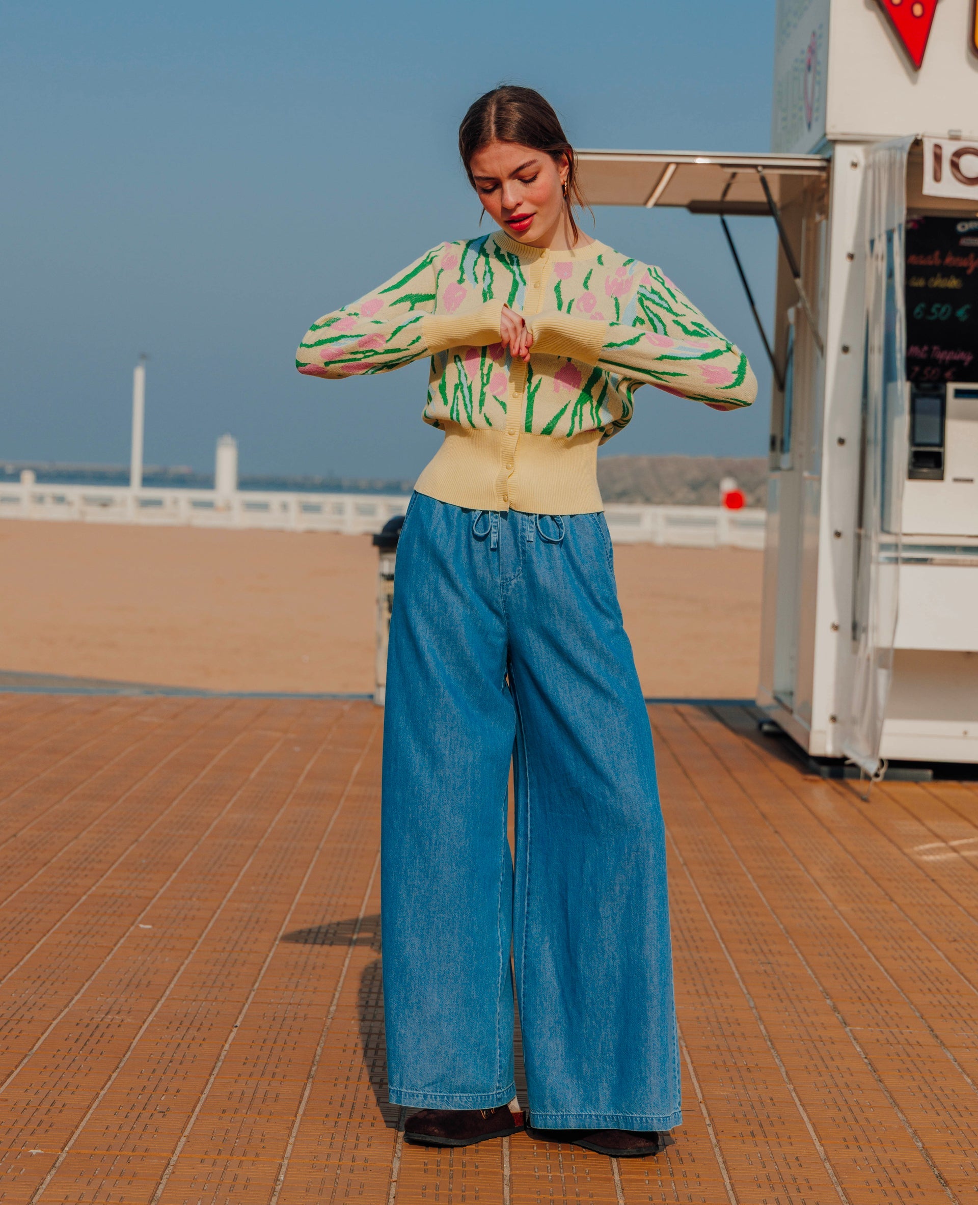 Pantalon large ceinture élastiquée effet jean