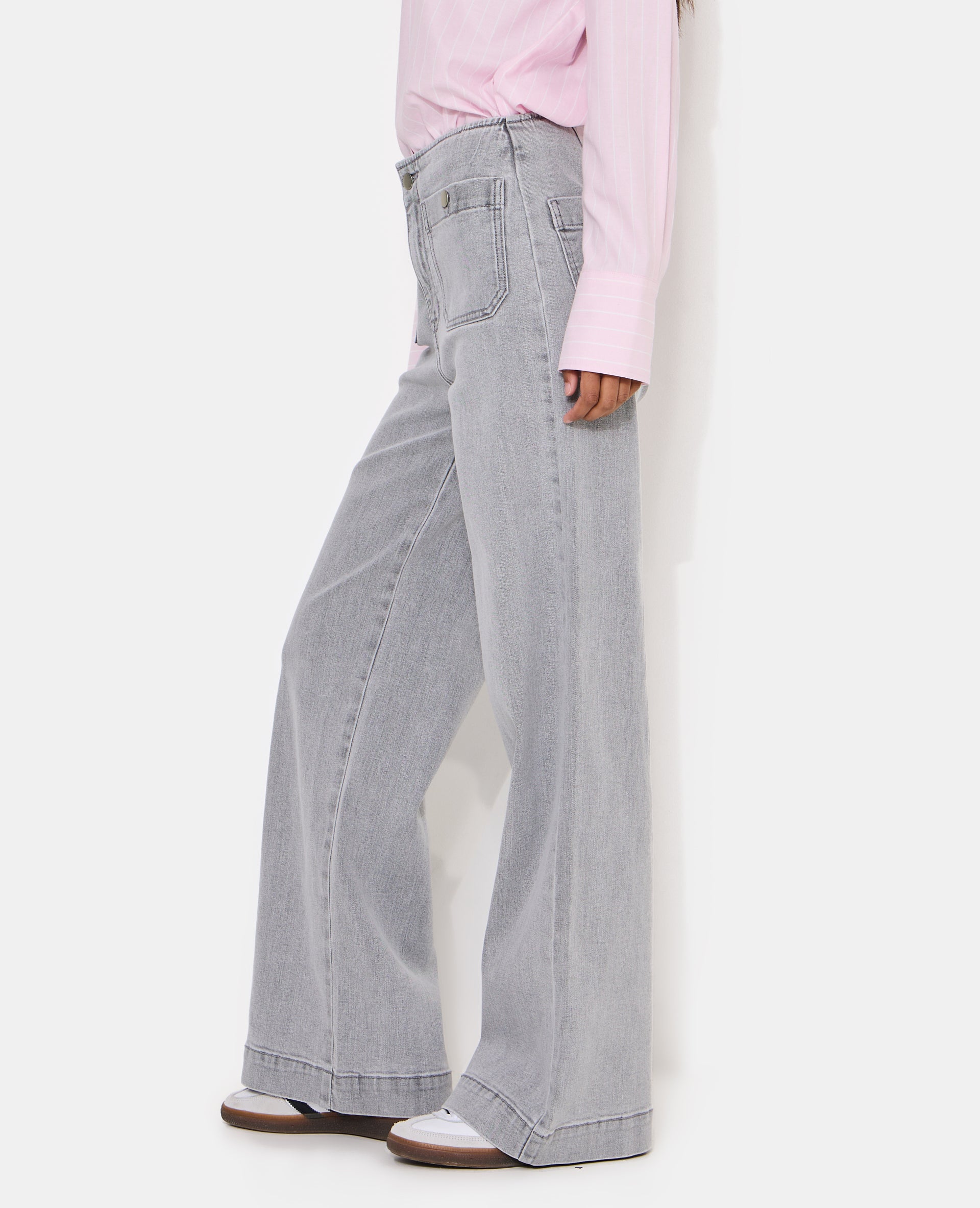 Jean wide taille haute avec poches devant