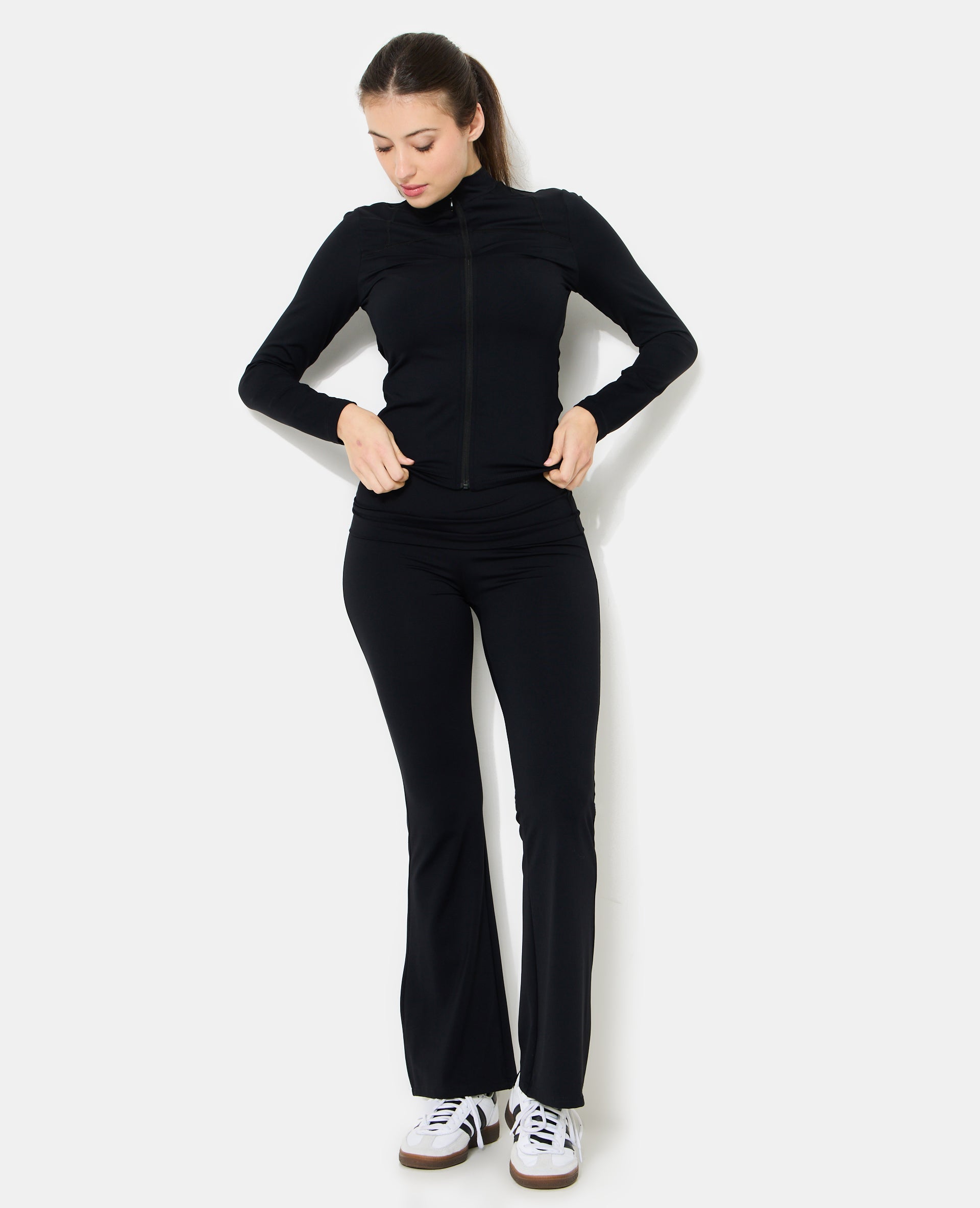 Pantalon flare en matière sculptante
