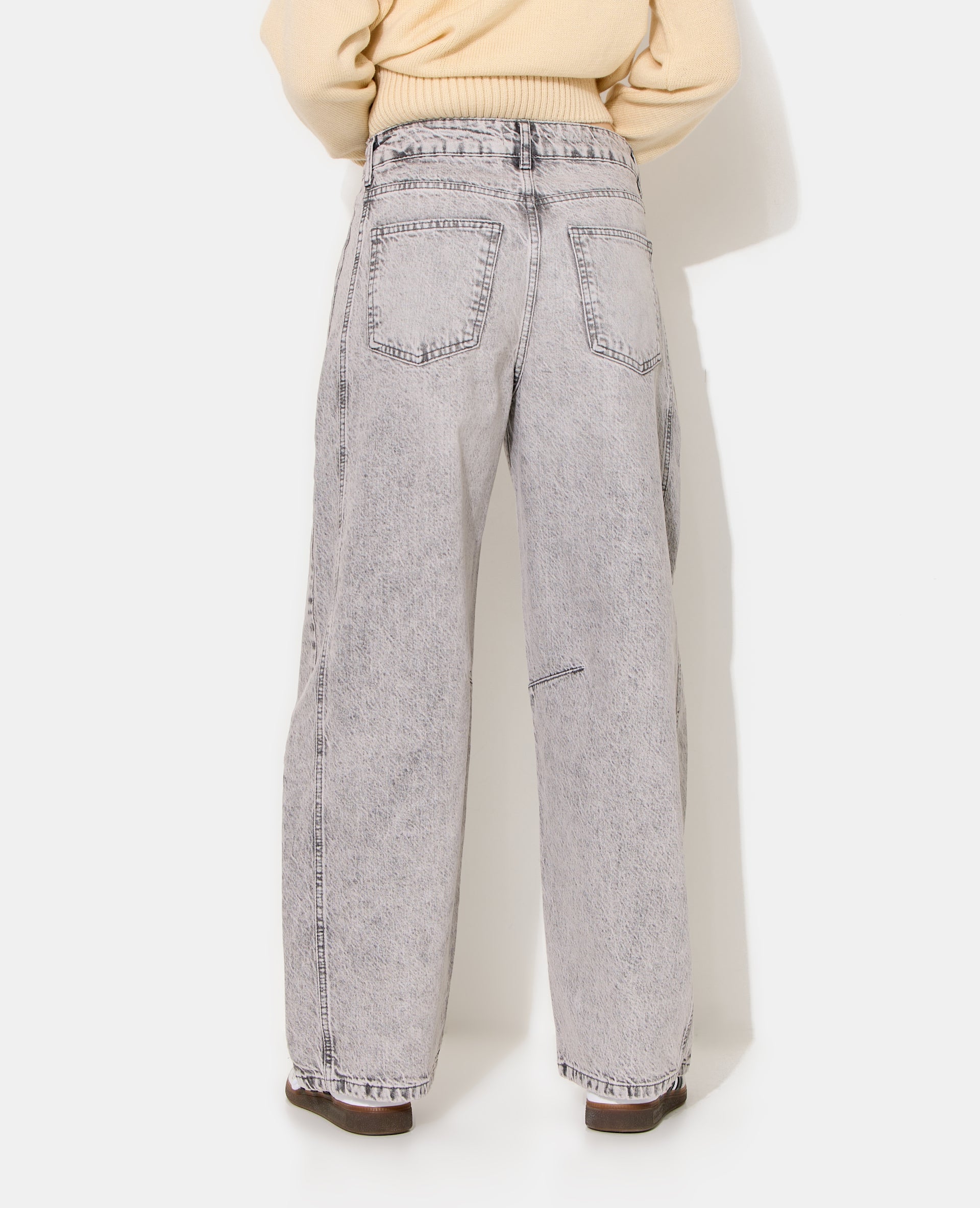 Jean barrel avec coutures taille medium