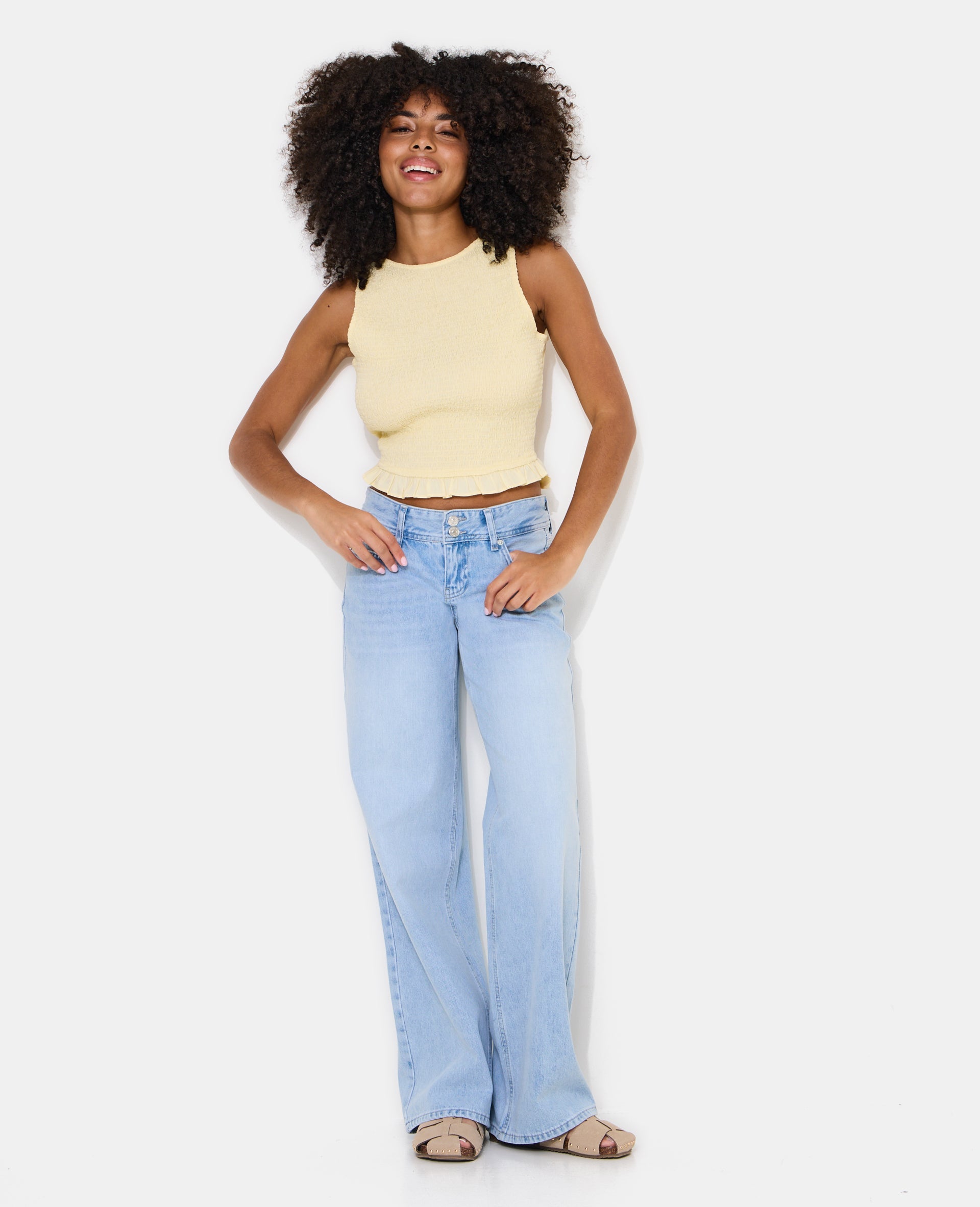 Jean wide taille basse avec double boutonnage