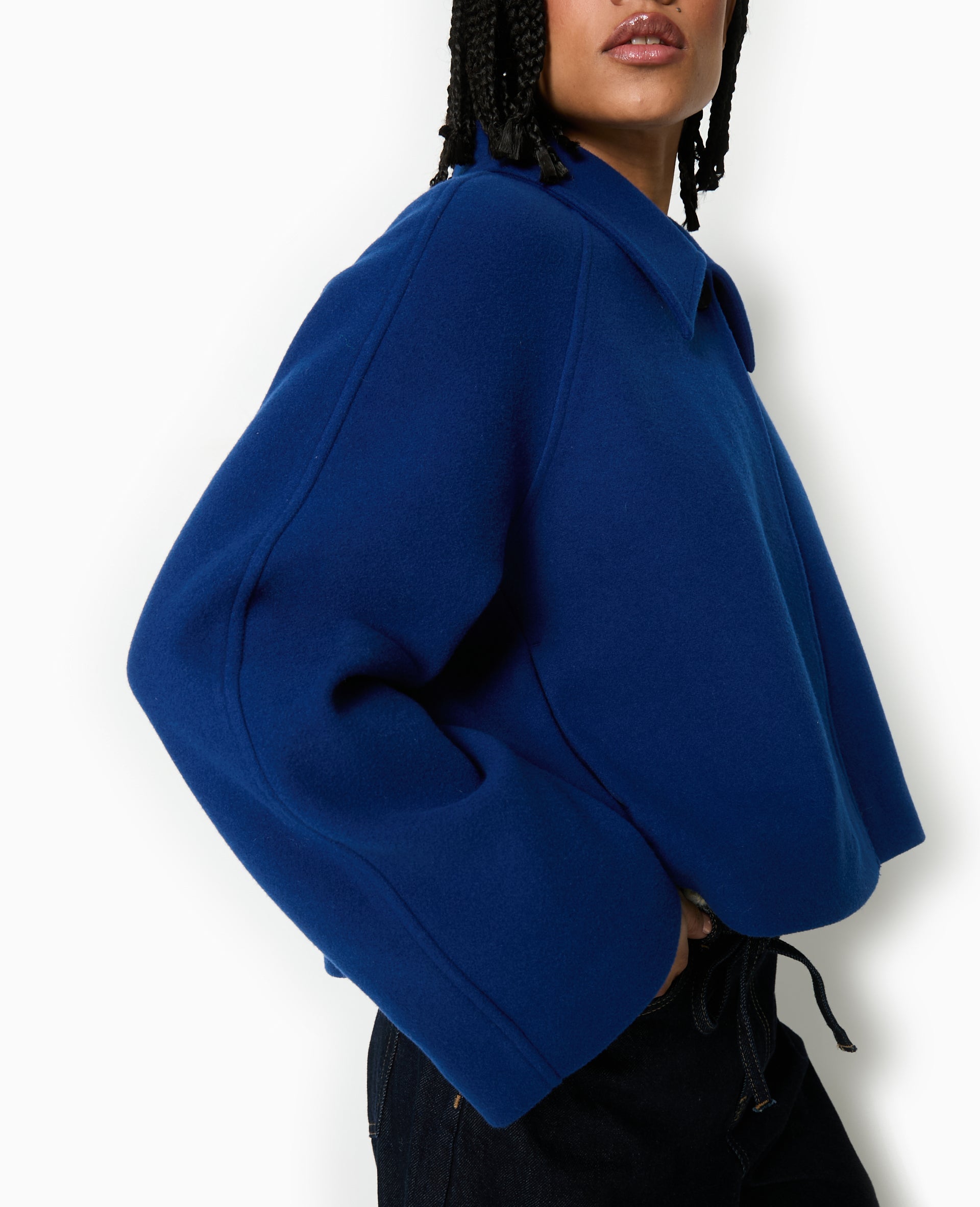 Manteau court drap de laine