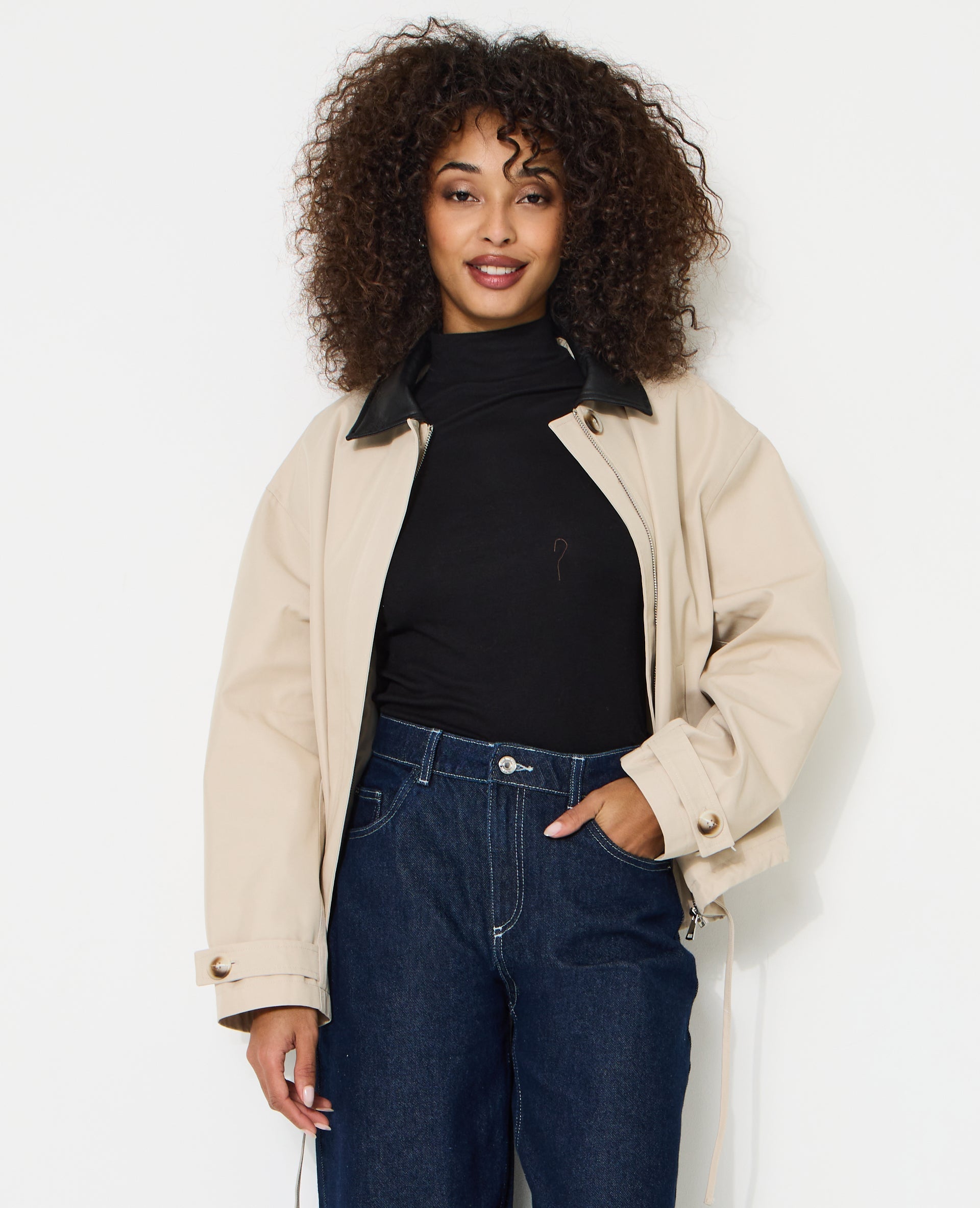 Veste col simili avec base resserrable