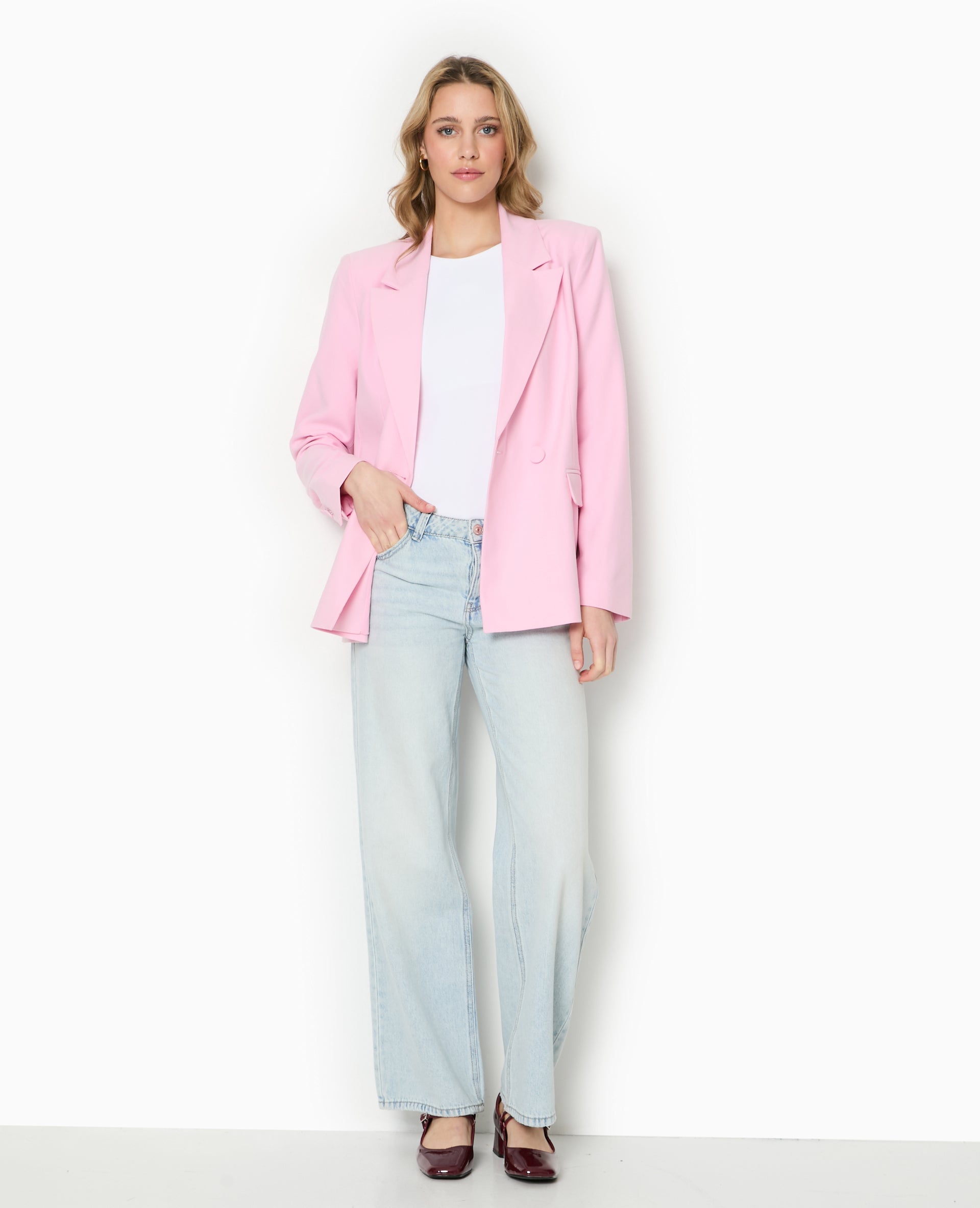 Veste tailleur avec double boutonnage