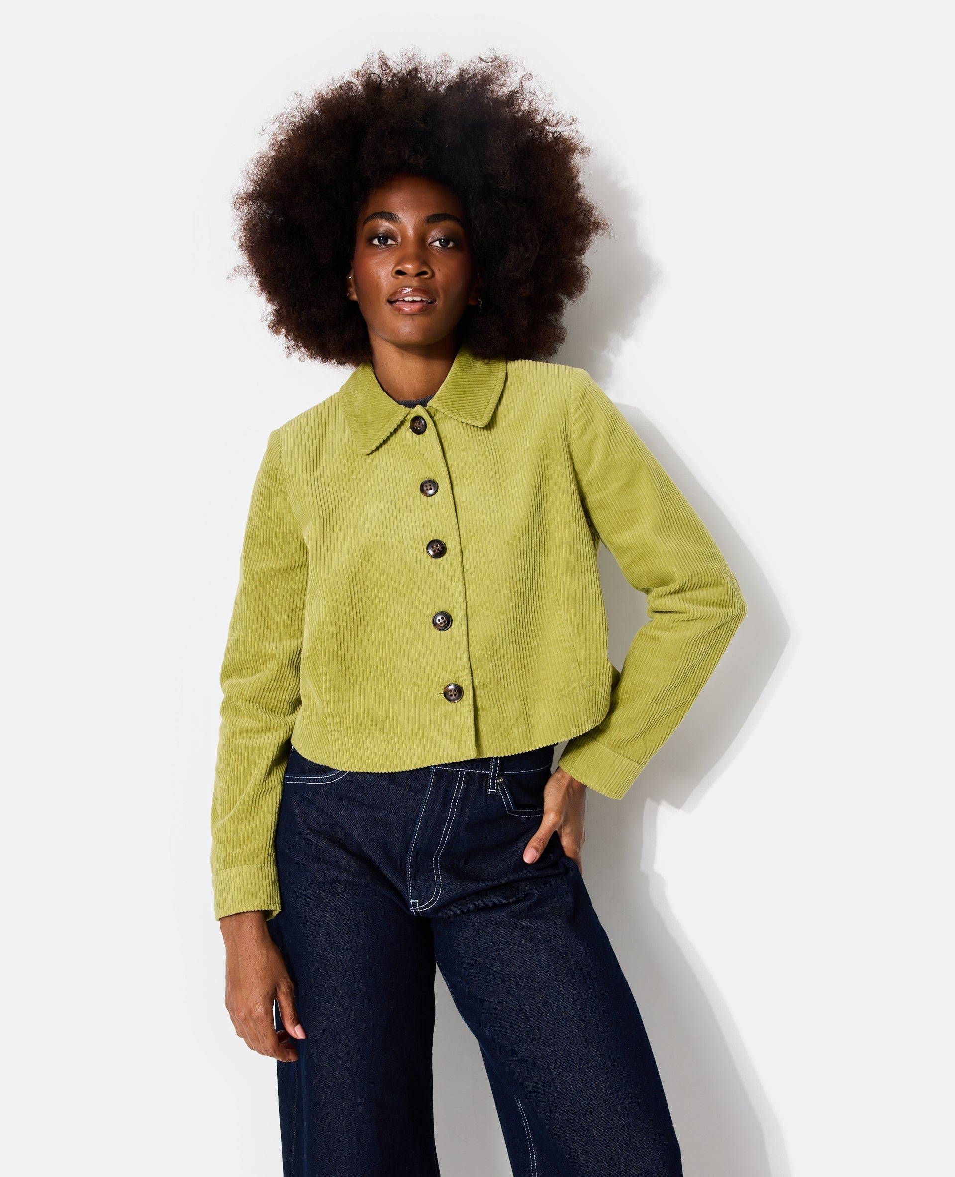 Veste droite et courte en velours