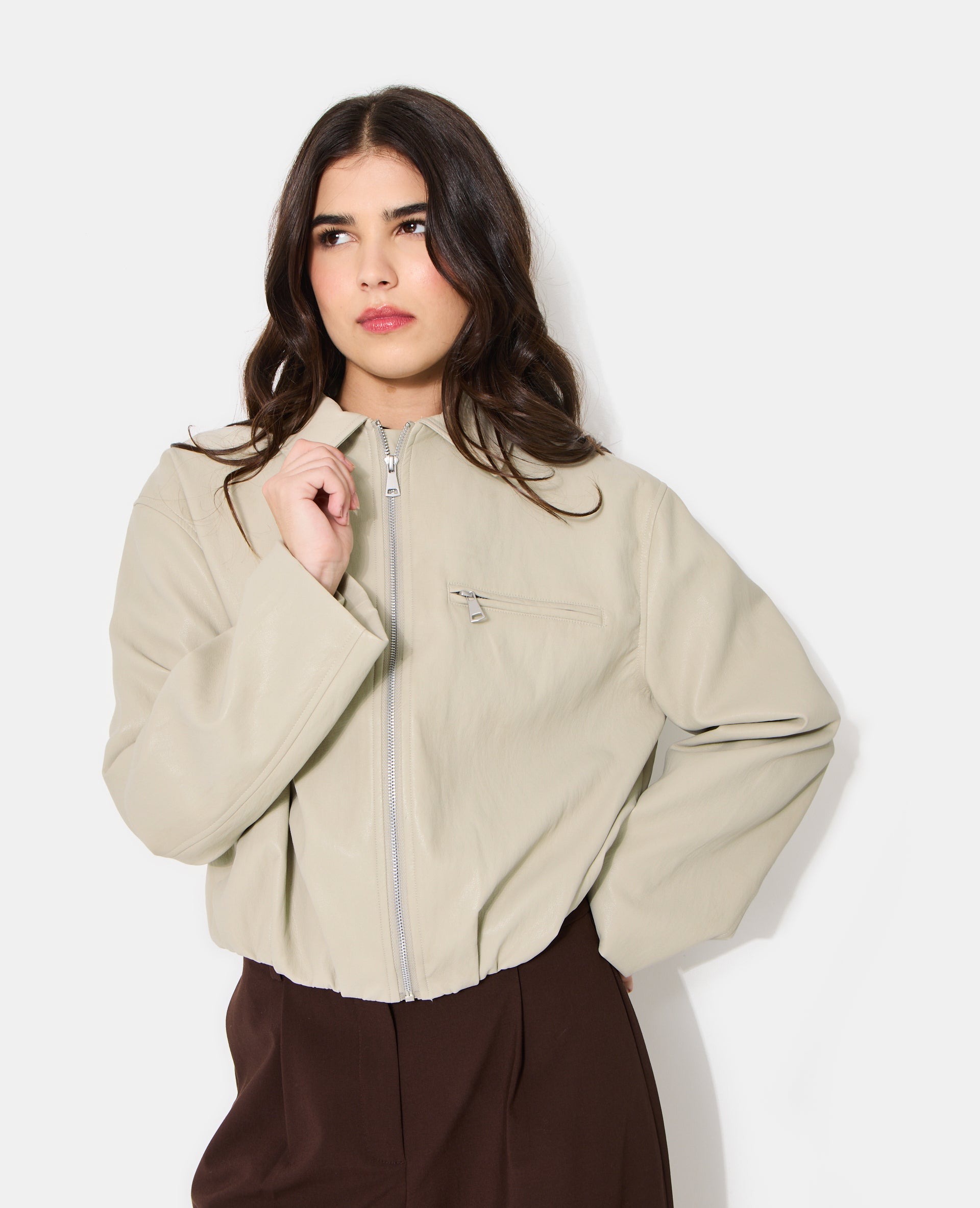 Veste boule en simili