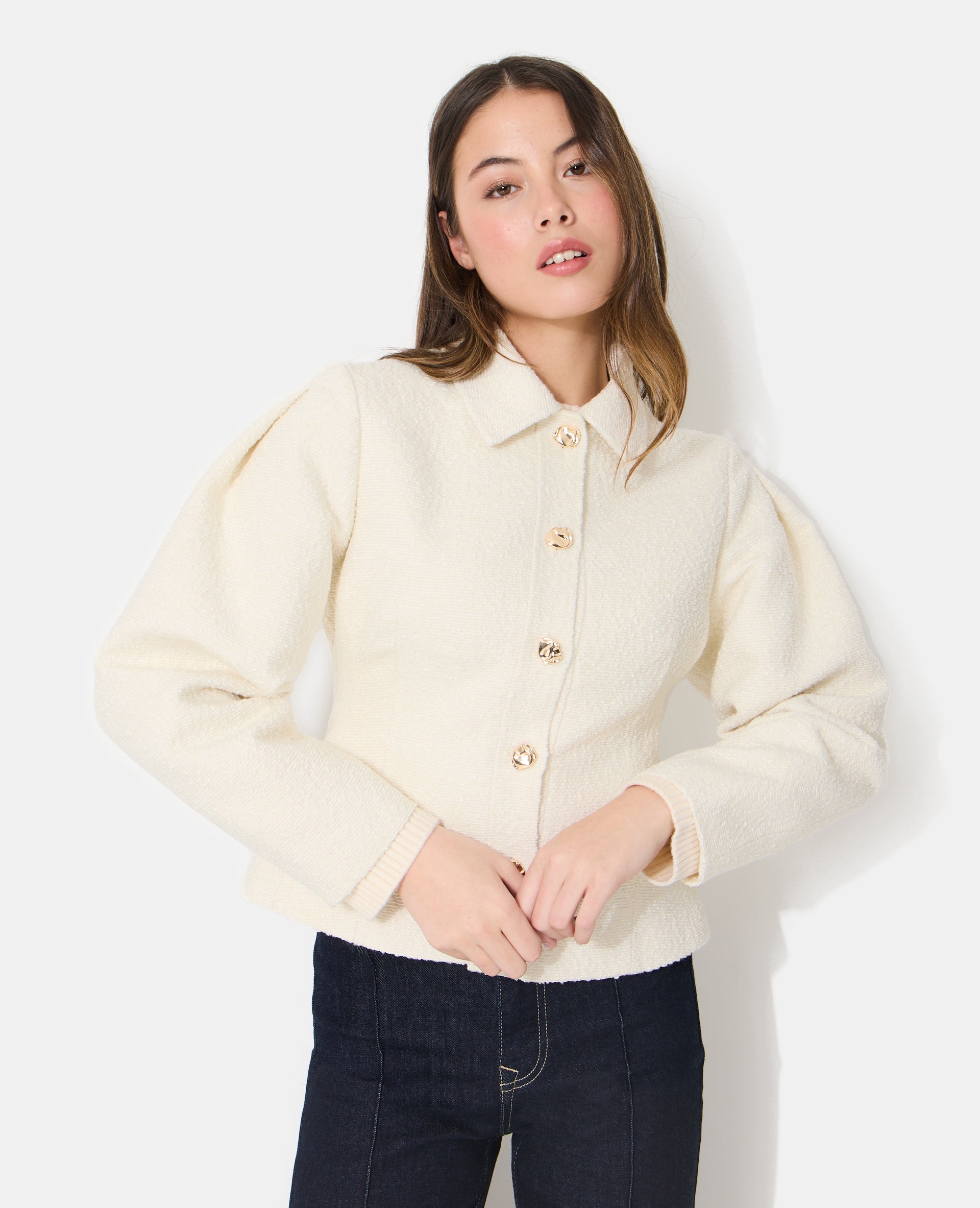 Veste cintrée en tweed avec boutons bijoux