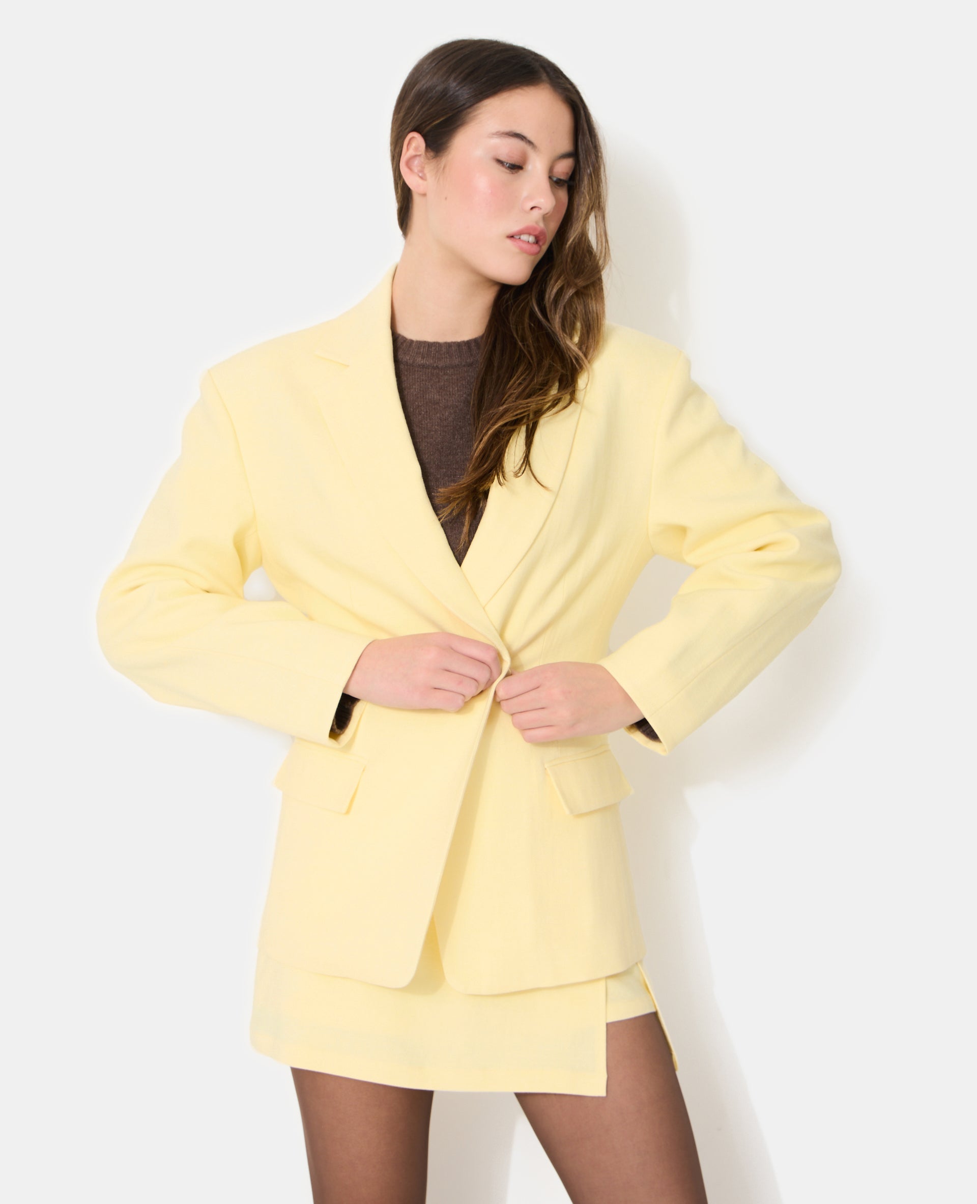 Veste blazer long et cintré en tissu effet lin