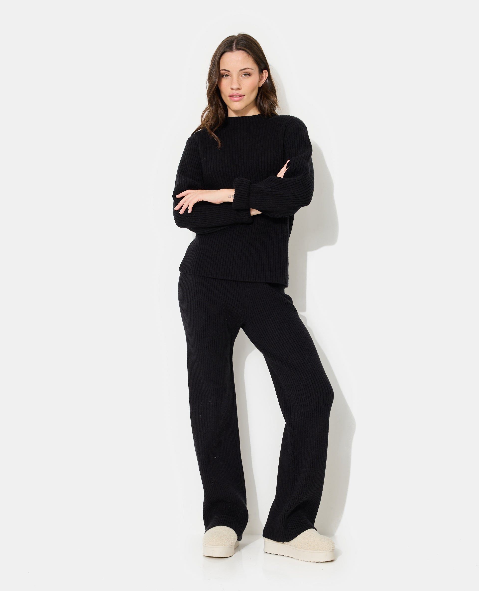 Pull en maille côtelée avec inscription dos