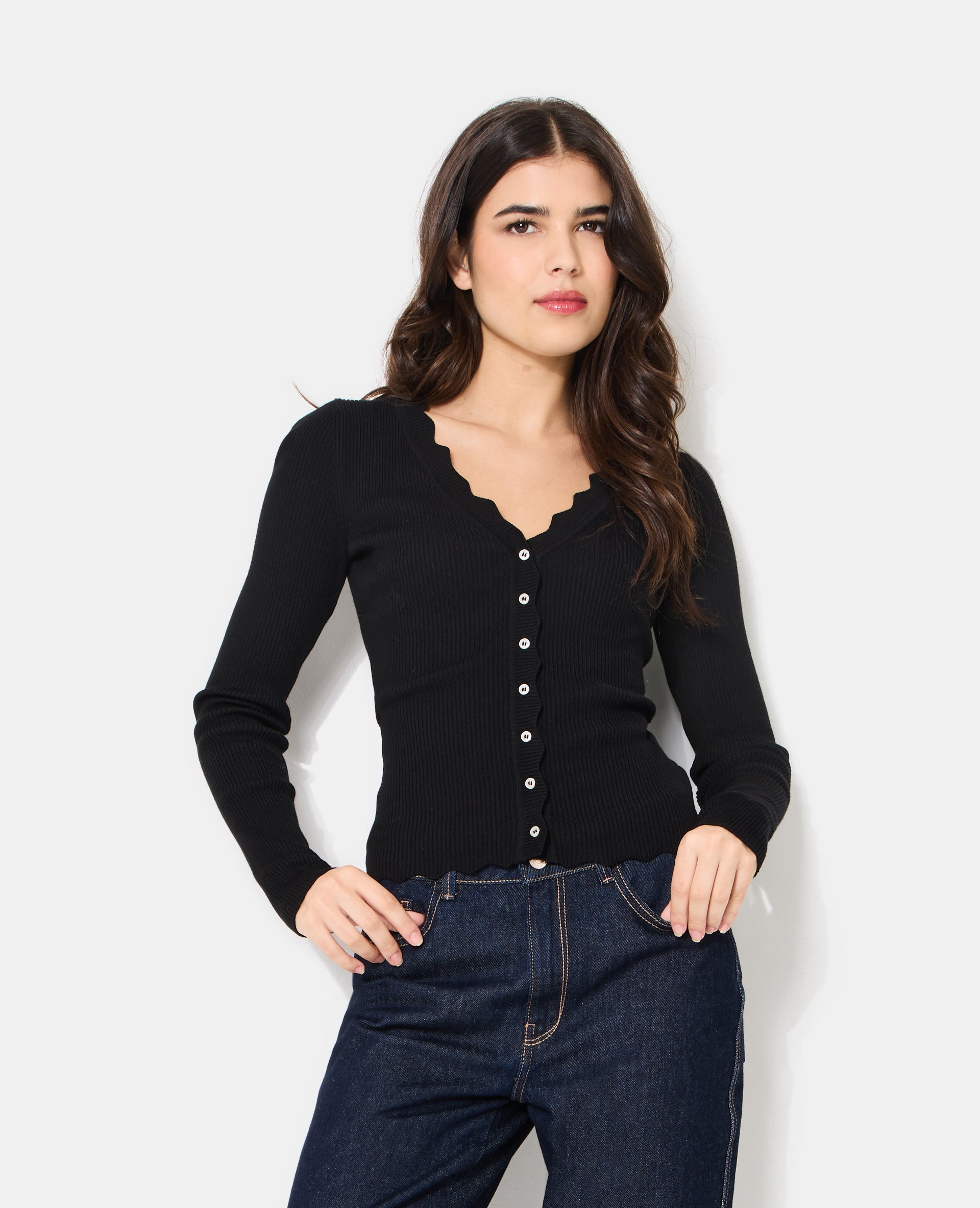 Gilet en maille côtelée avec bords zig-zag