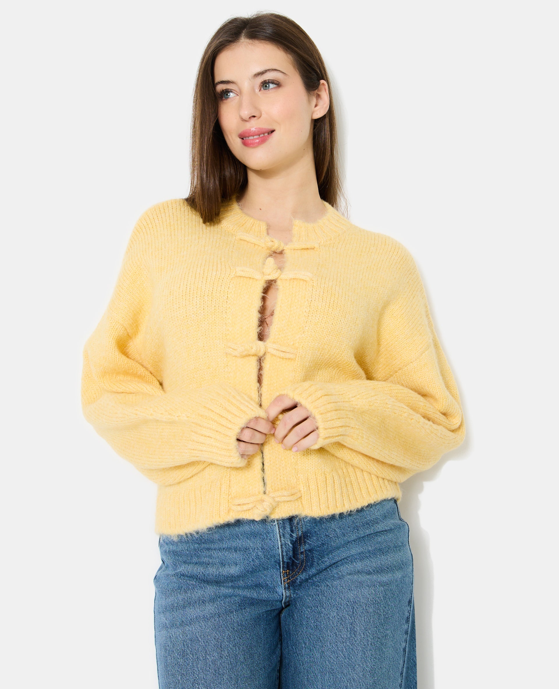 Gilet en maille avec boutons brandebourg