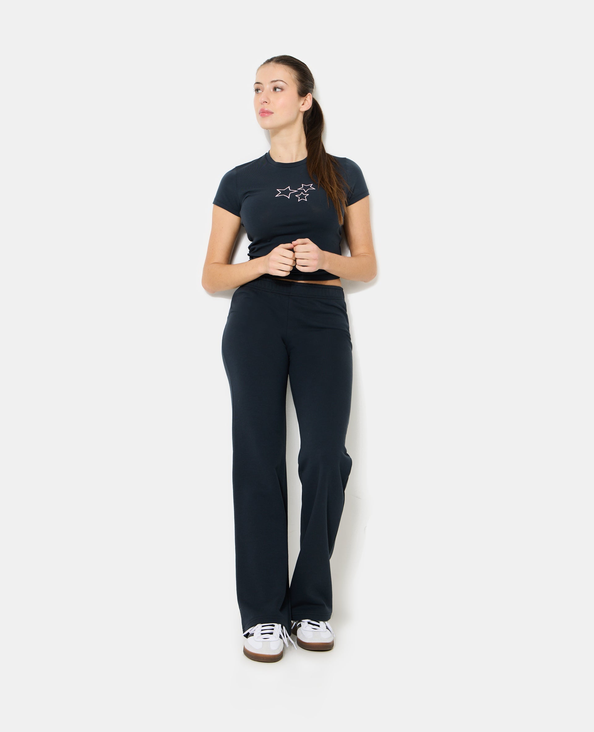 T-shirt ajusté avec étoiles brodées