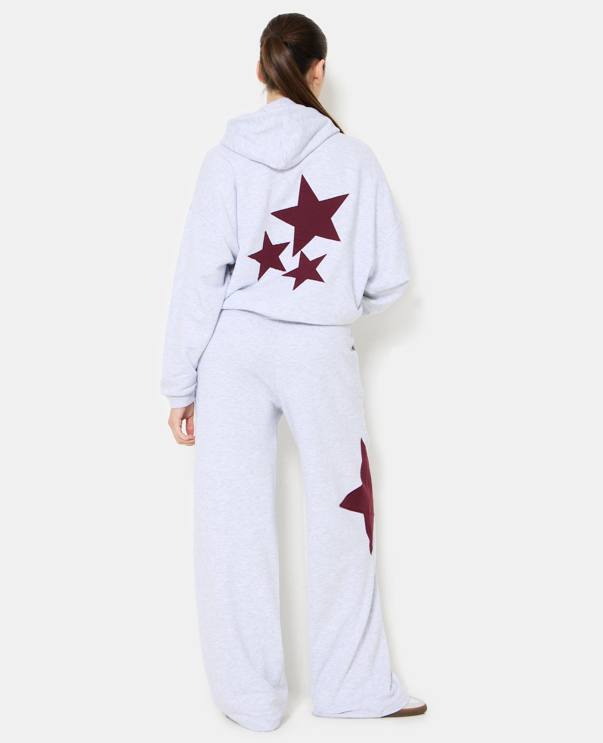 Sweat capuche oversize avec étoiles contrastées
