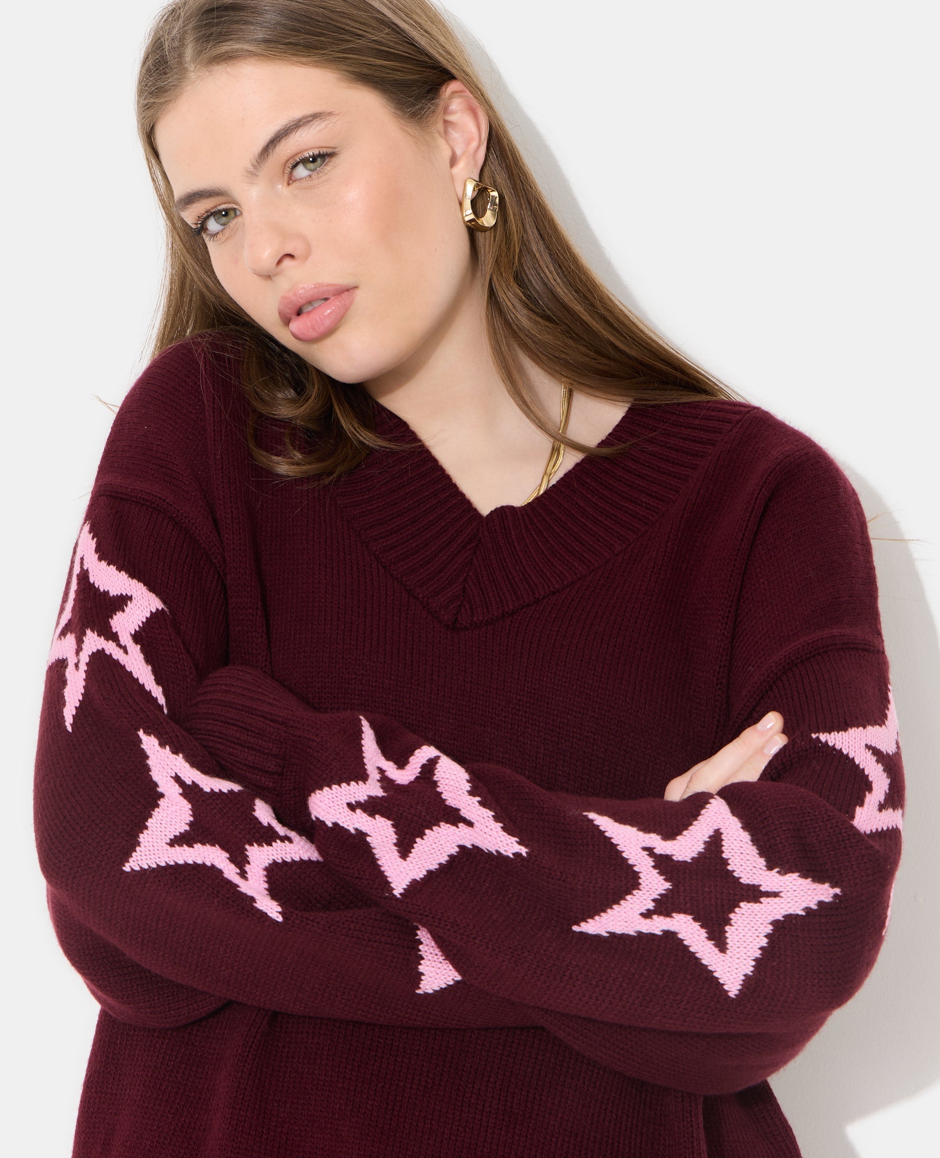 Pull col V avec étoiles