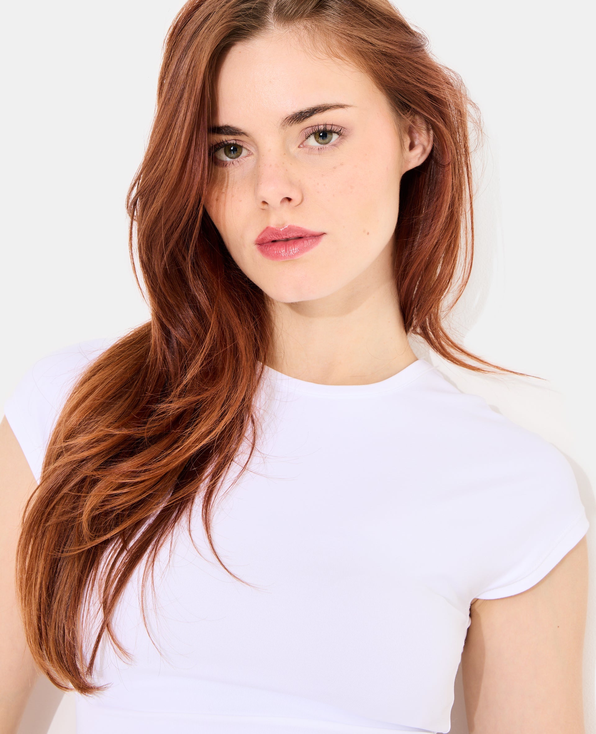 T-shirt asymétrique avec détail bijou