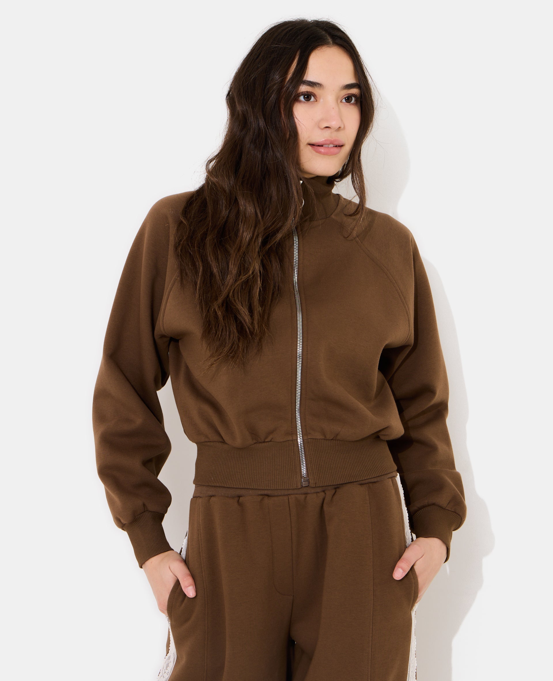 Sweat zippé forme boule