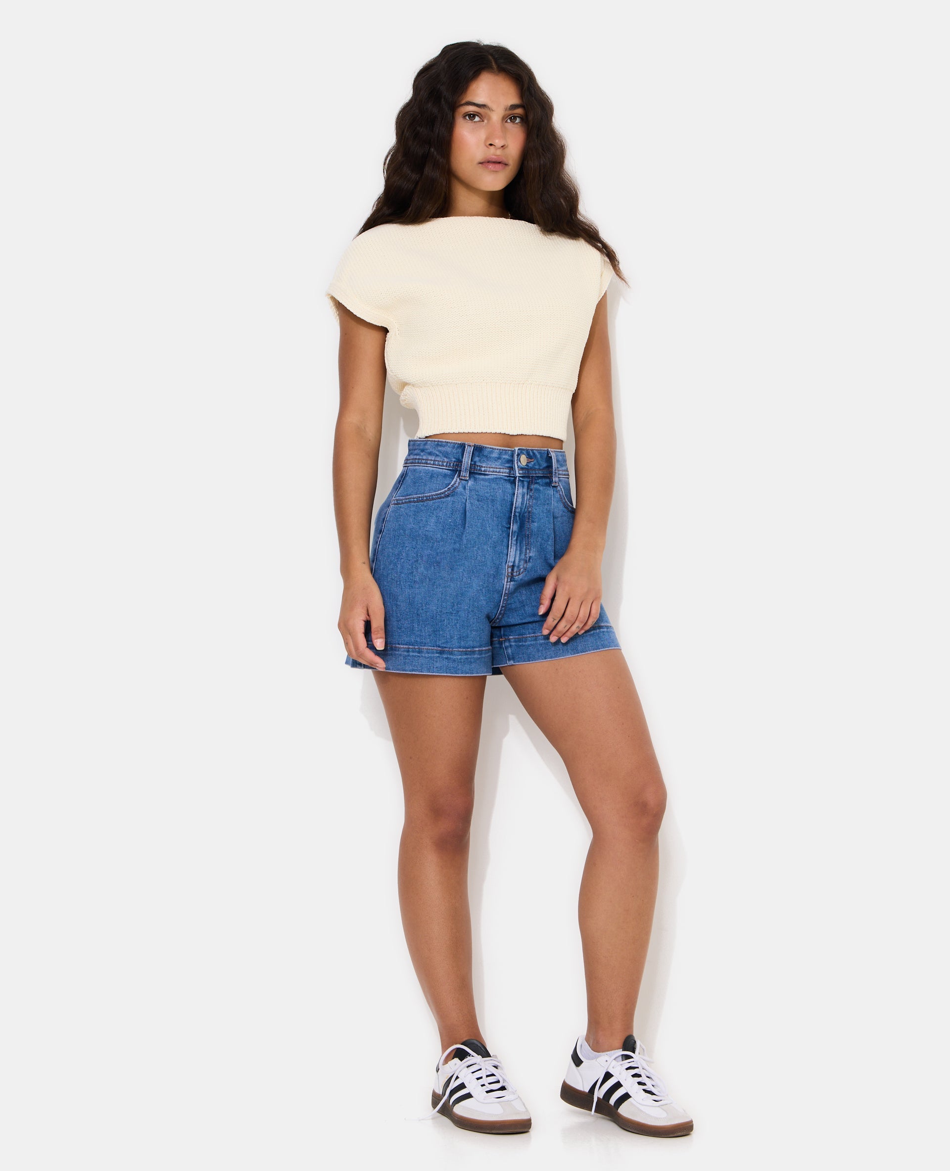 Pull sans manches asymétrique