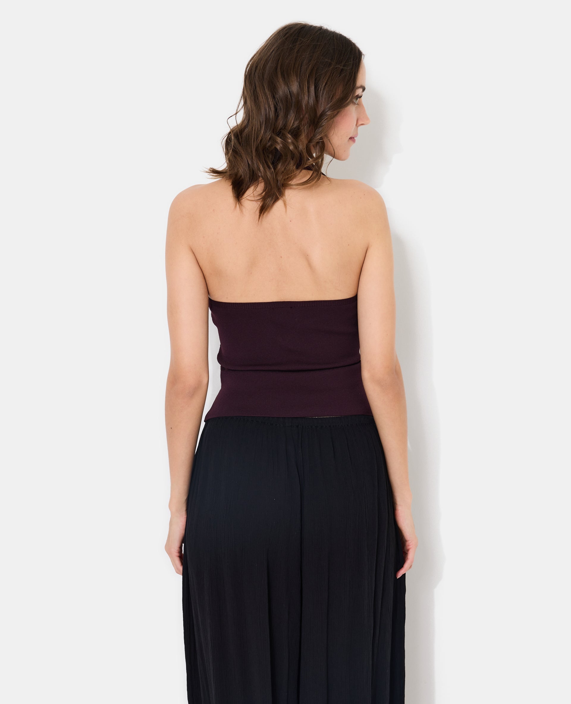 Top en maille dos-nu avec détail bijou poitrine