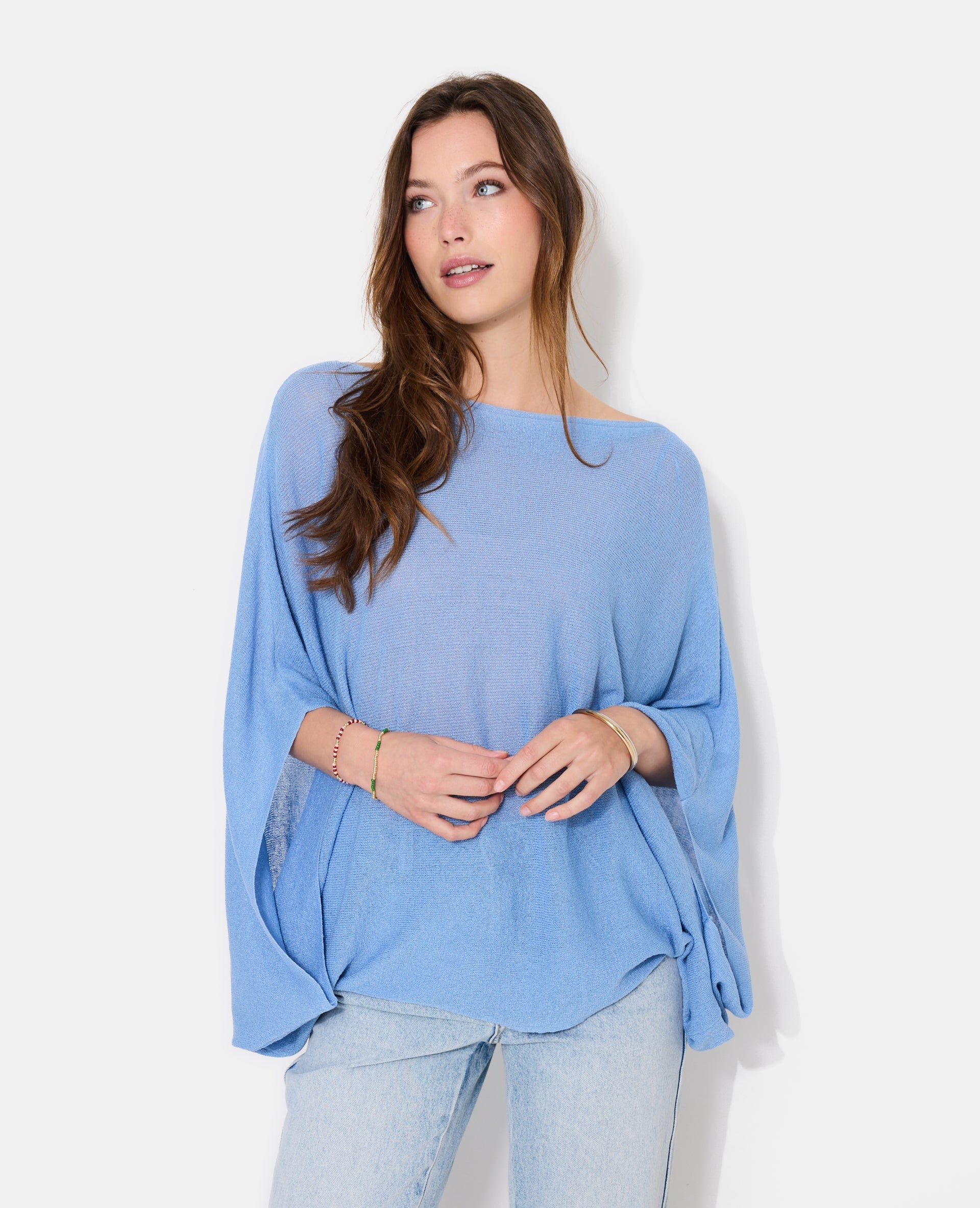Pull châle asymétrique en maille fine