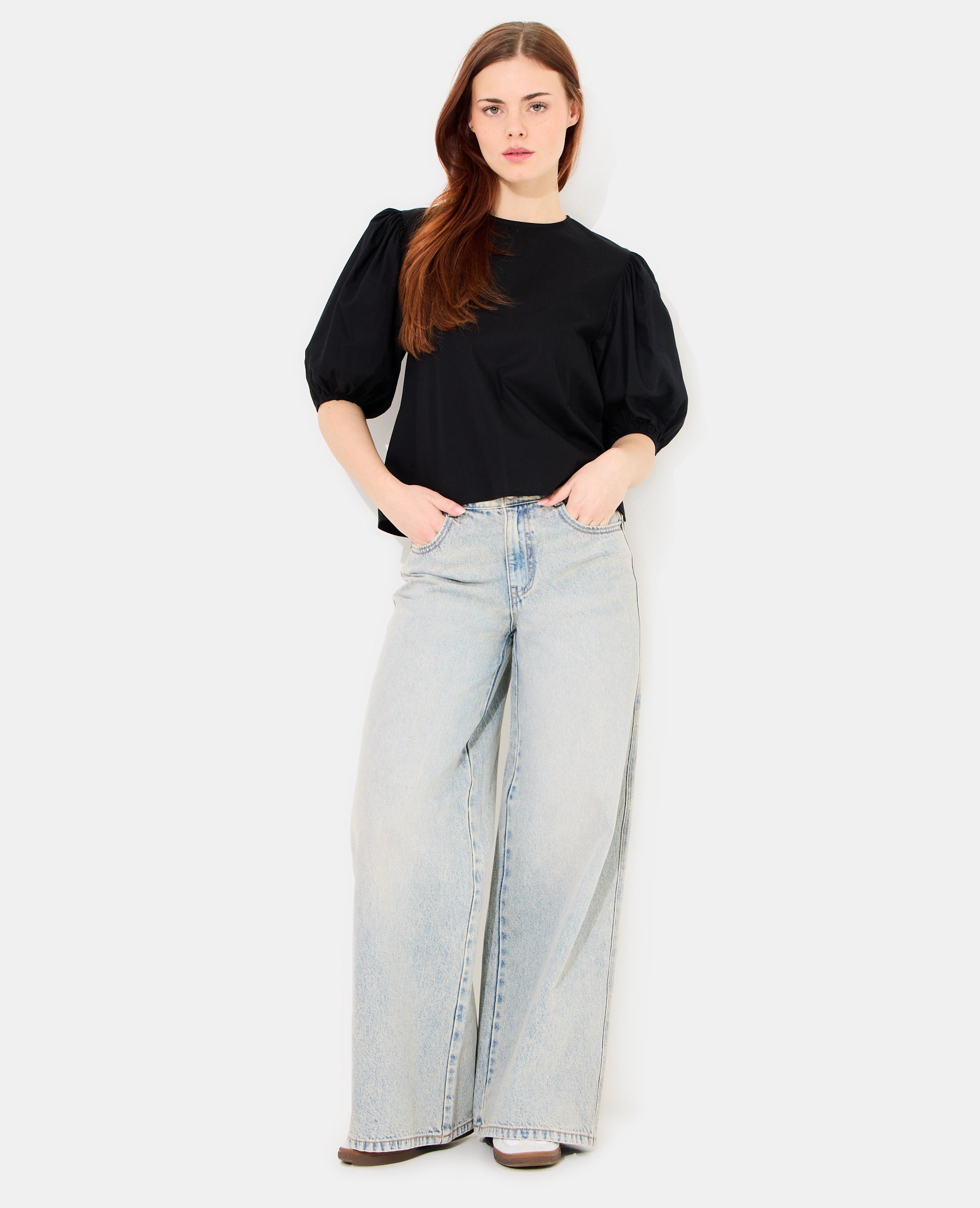 Blouse col rond avec manches ballons