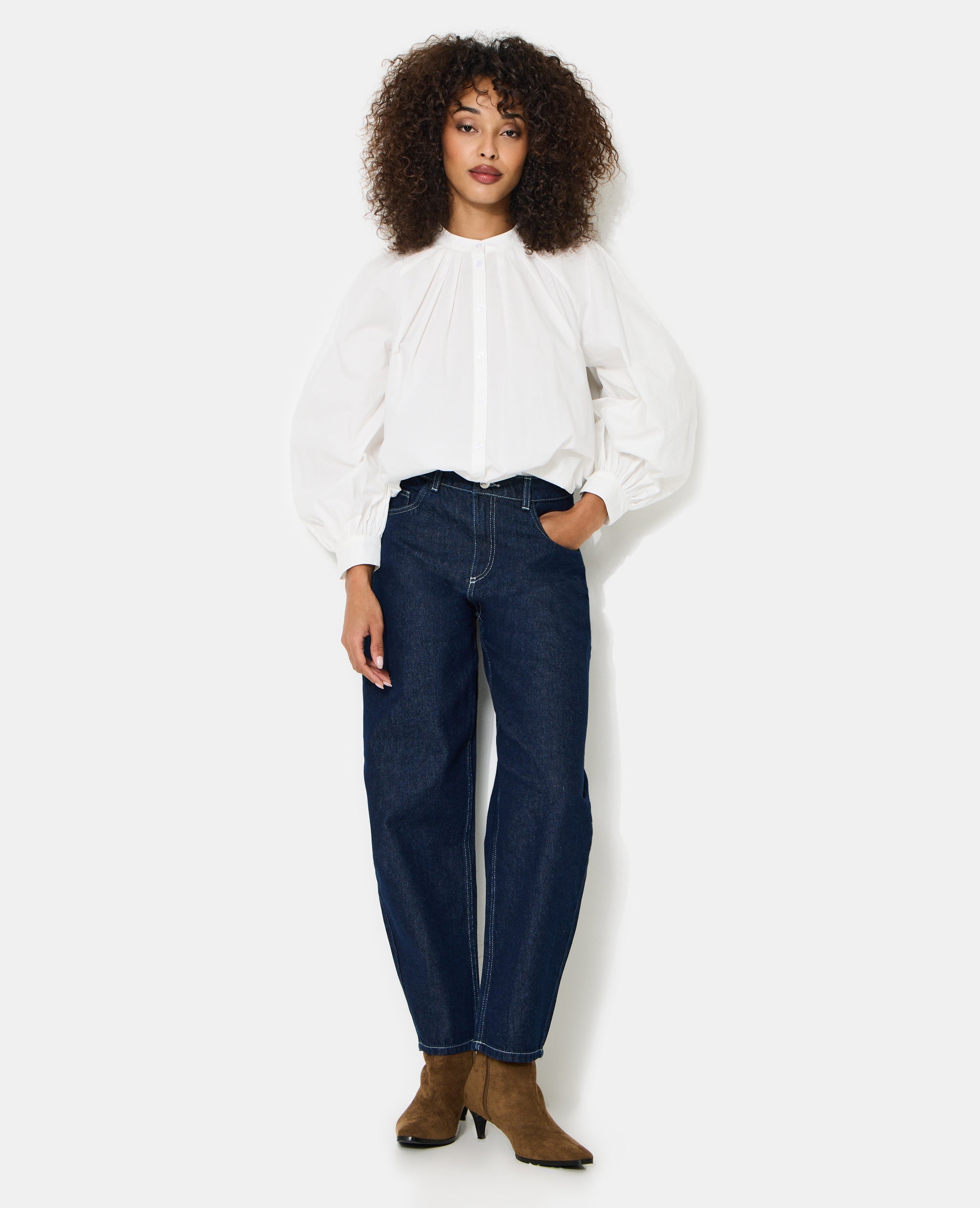 Blouse en popeline avec pinces et manches ballons