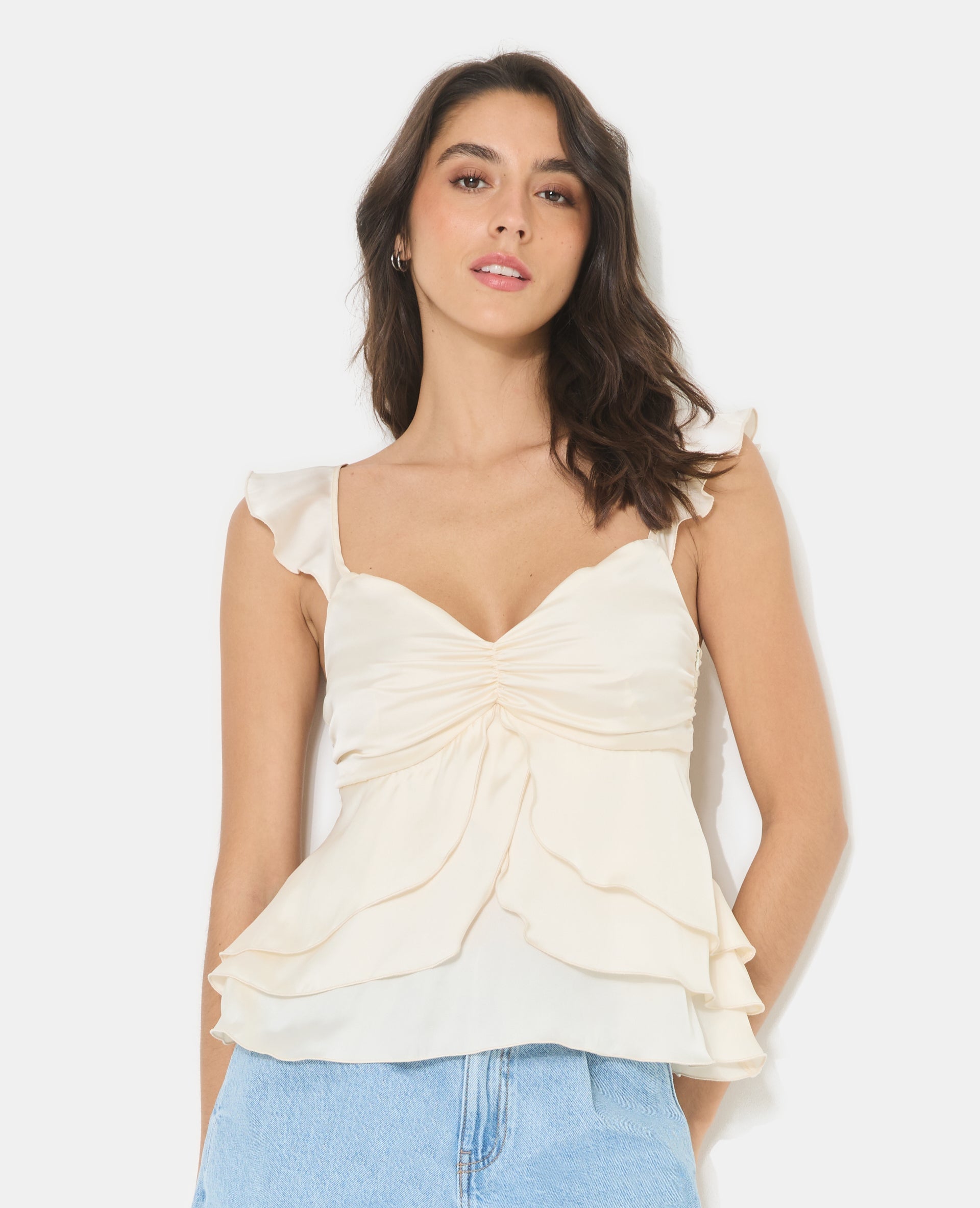 Top à bretelles en satin avec volants