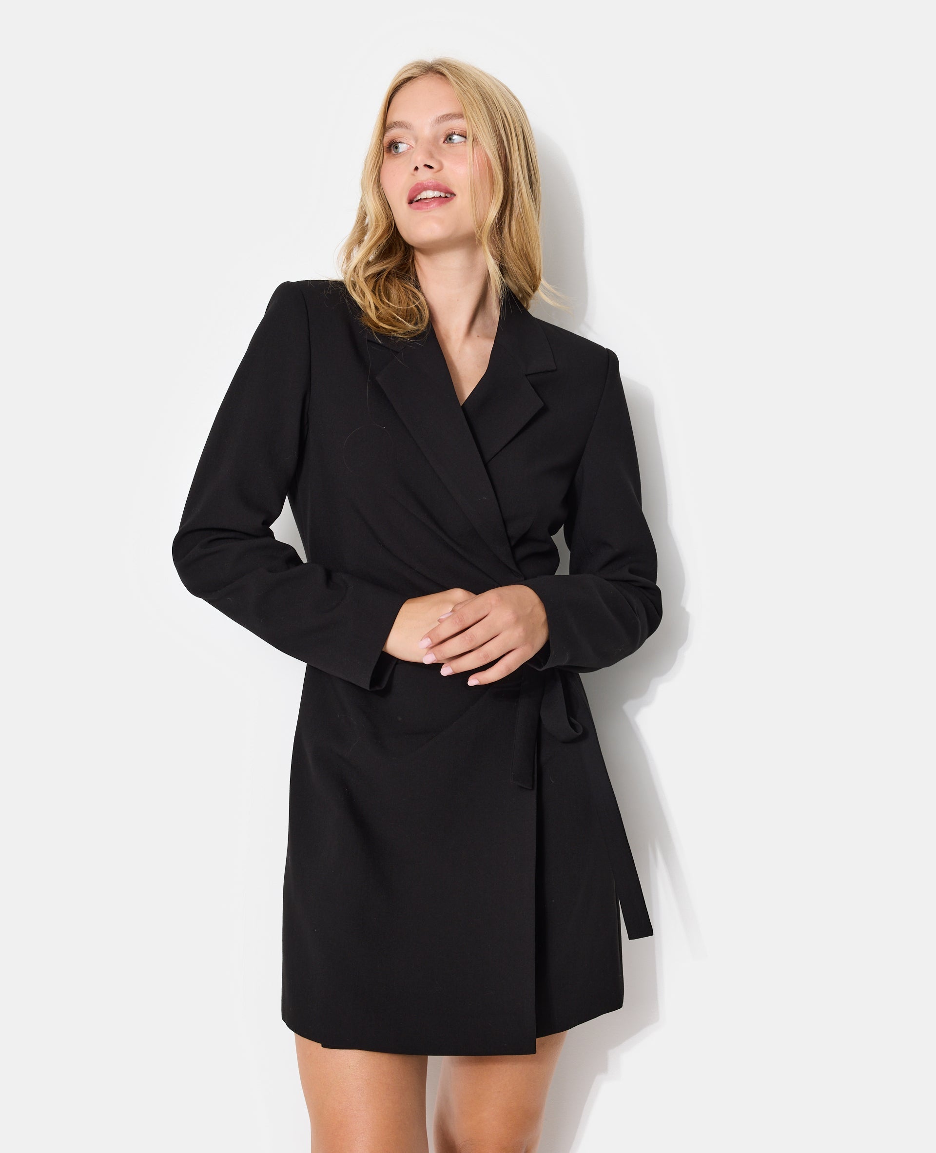 Robe courte façon blazer
