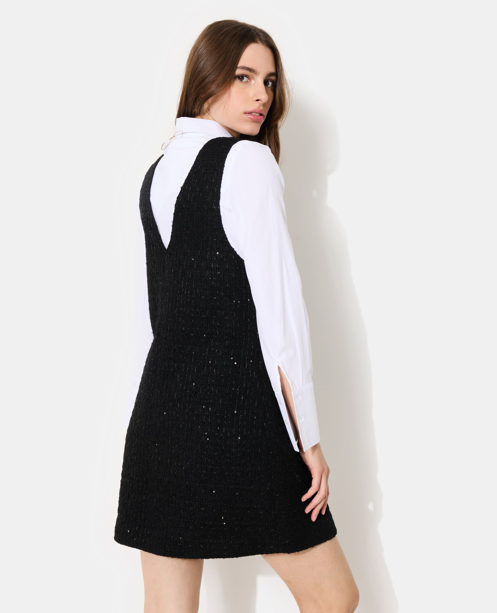 Robe chasuble en tweed avec sequins