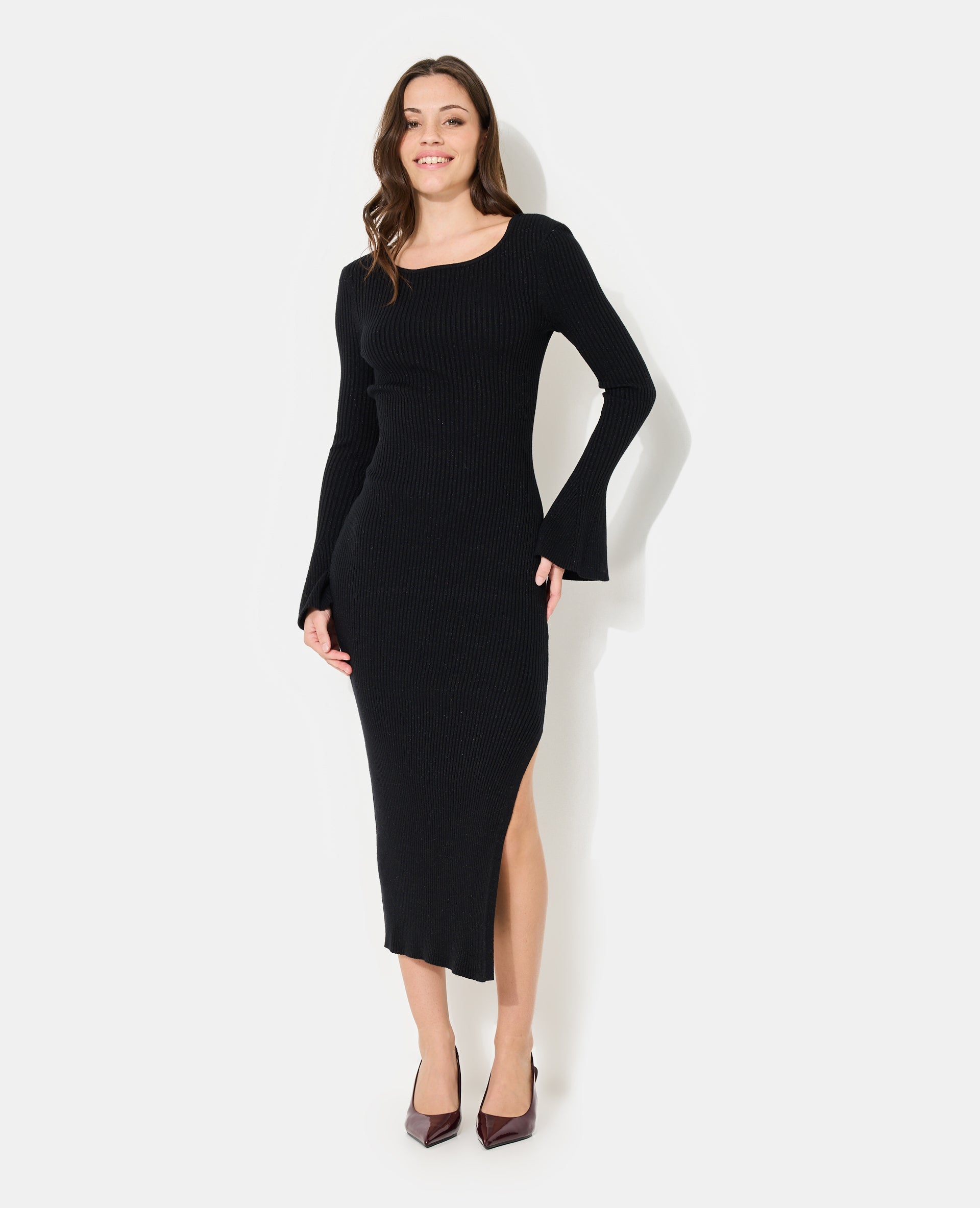 Robe longue en maille lurex avec découpe dos