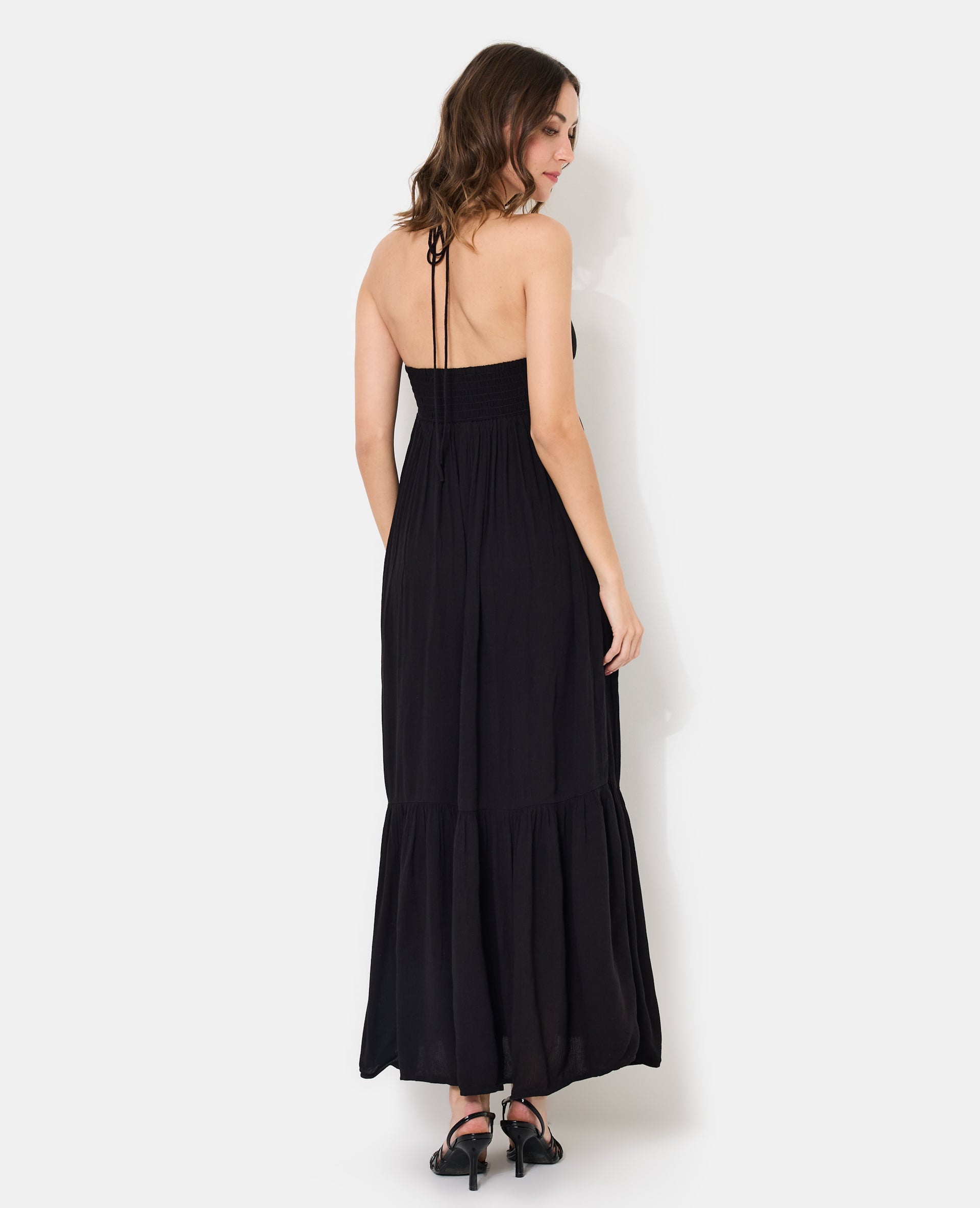 Robe longue évasée avec volant et bretelles fines