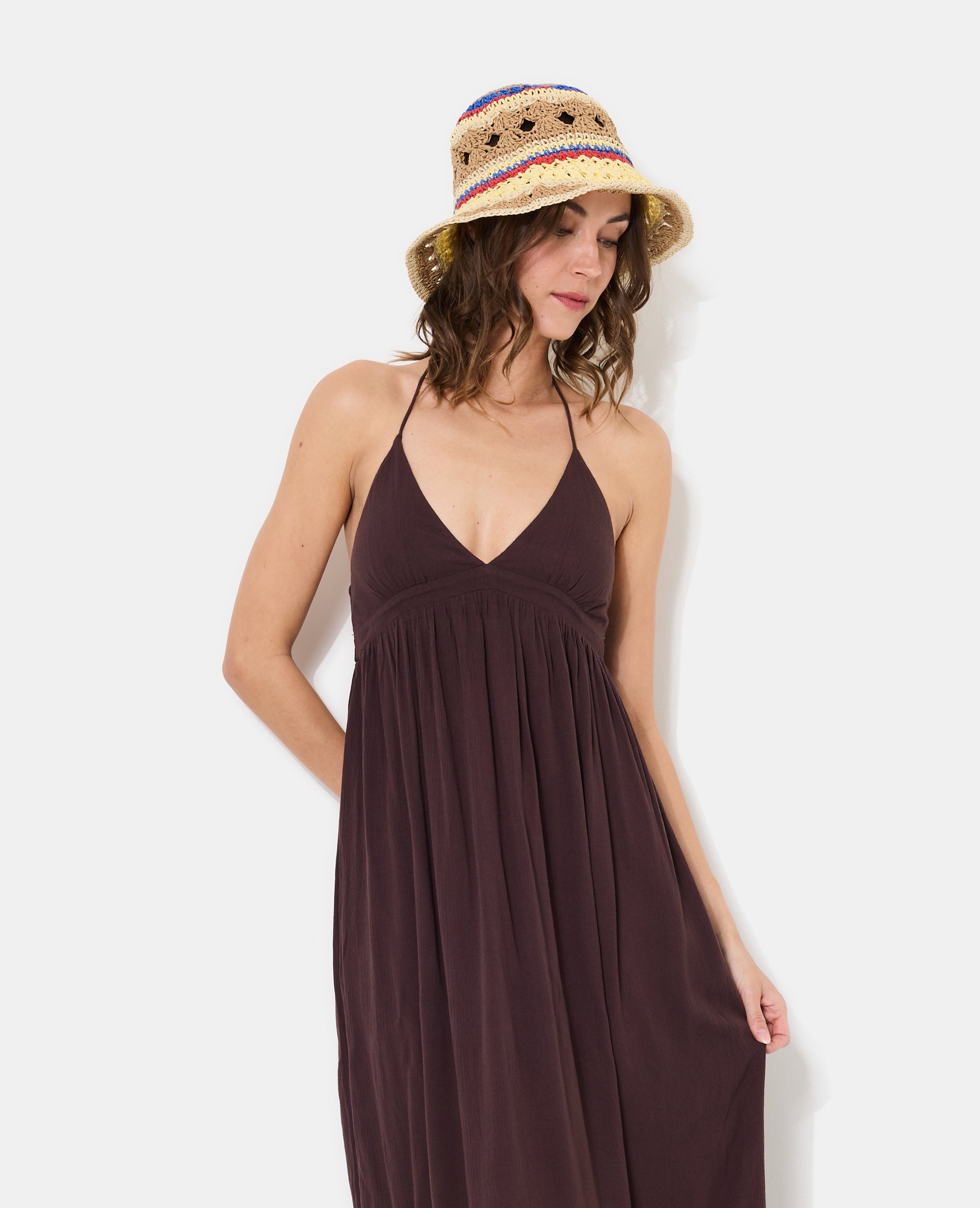 Robe longue évasée avec volant et bretelles fines