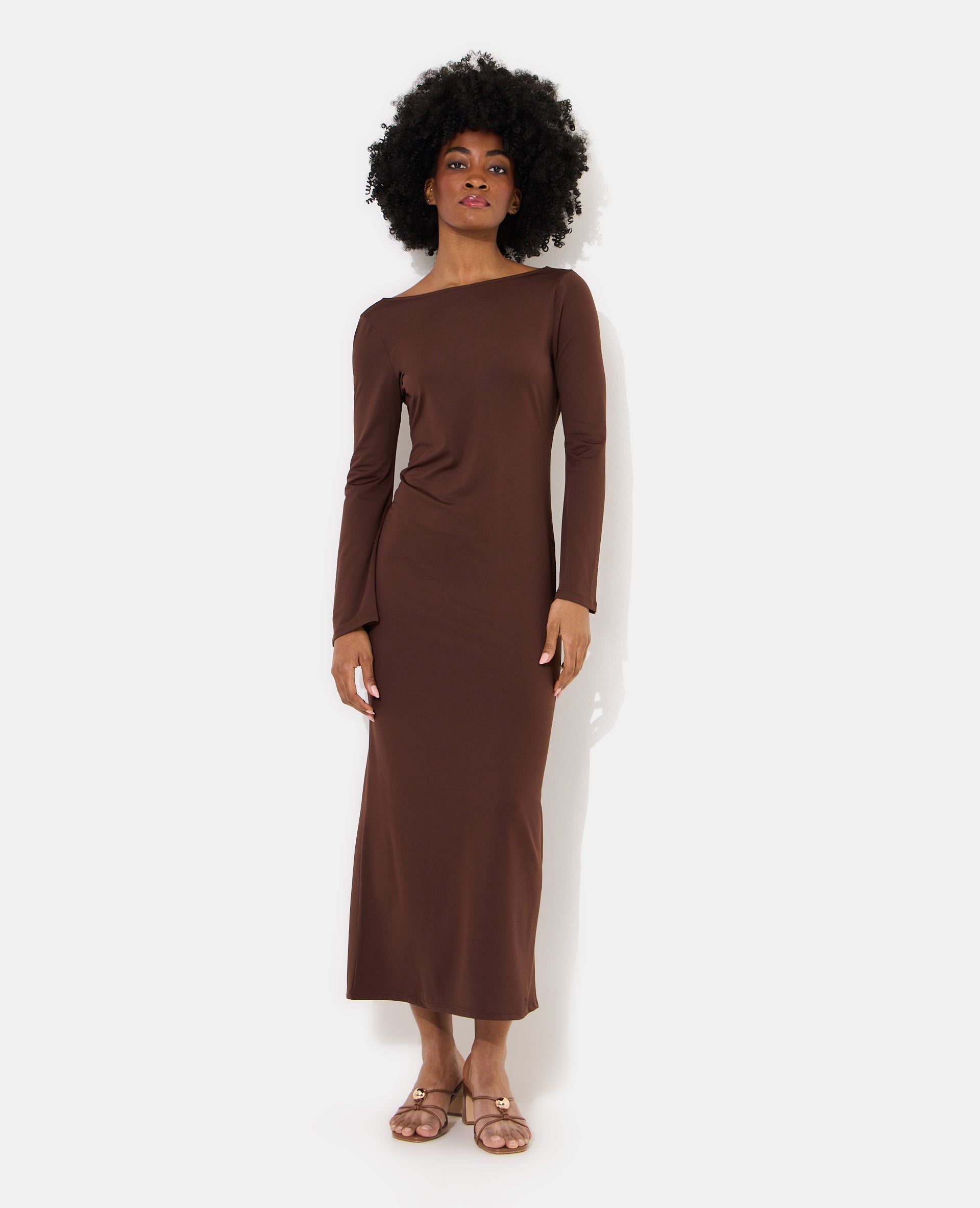 Robe longue dos nu avec manches flare