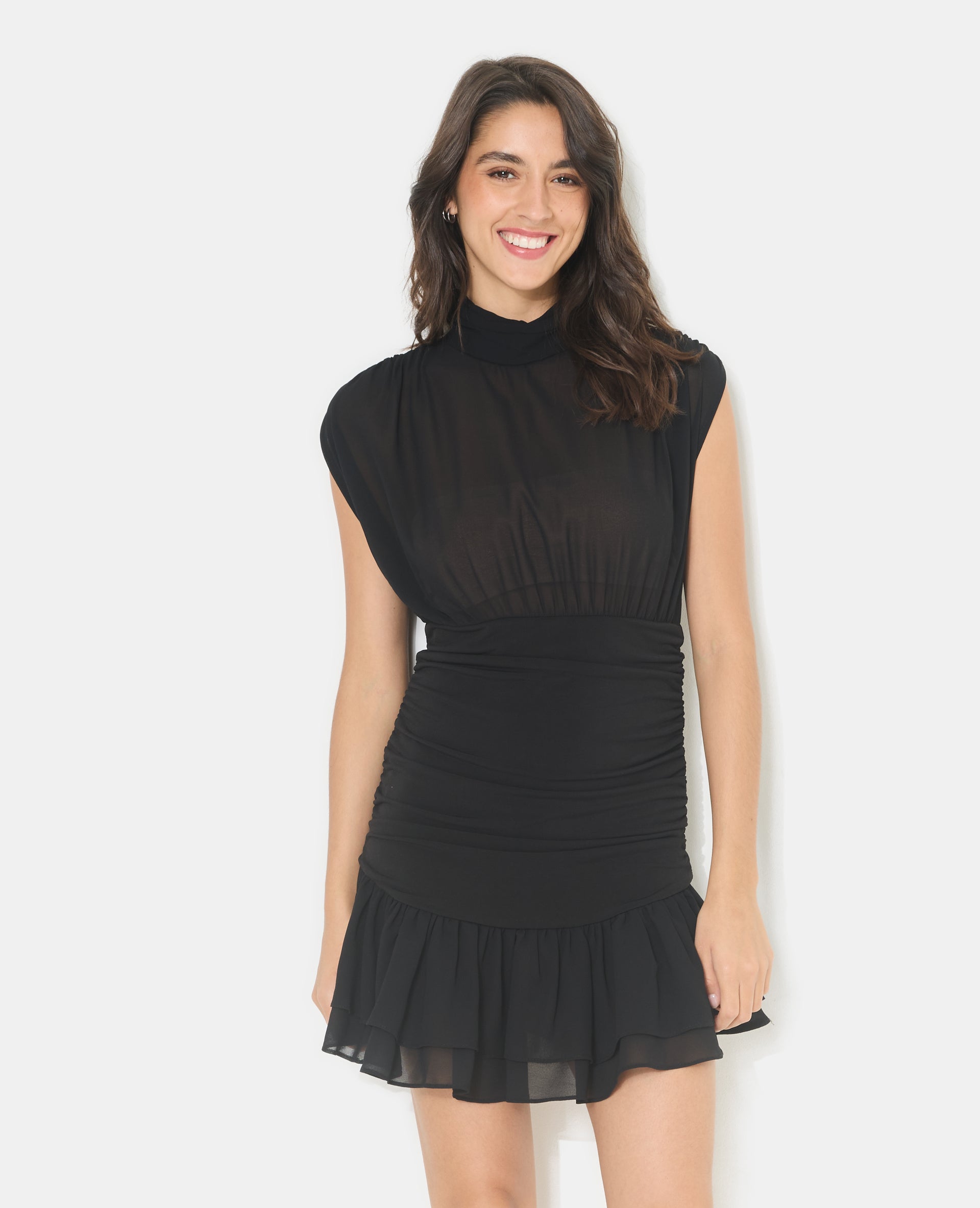 Robe courte avec fronces et volants