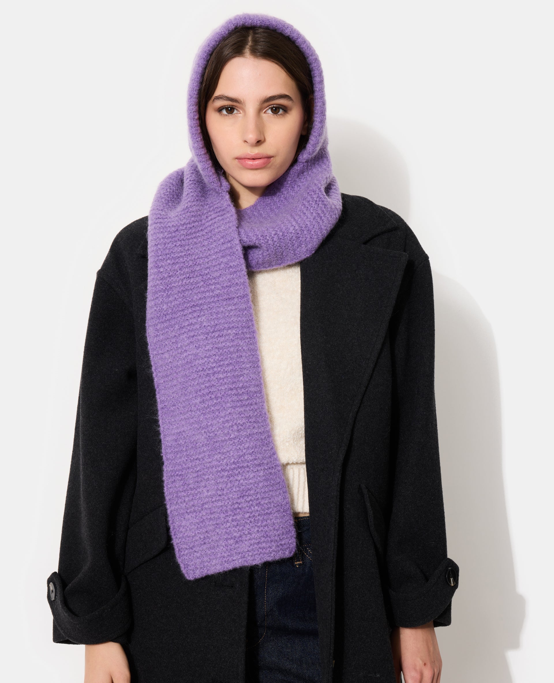 Cagoule avec écharpe contenant mohair et laine