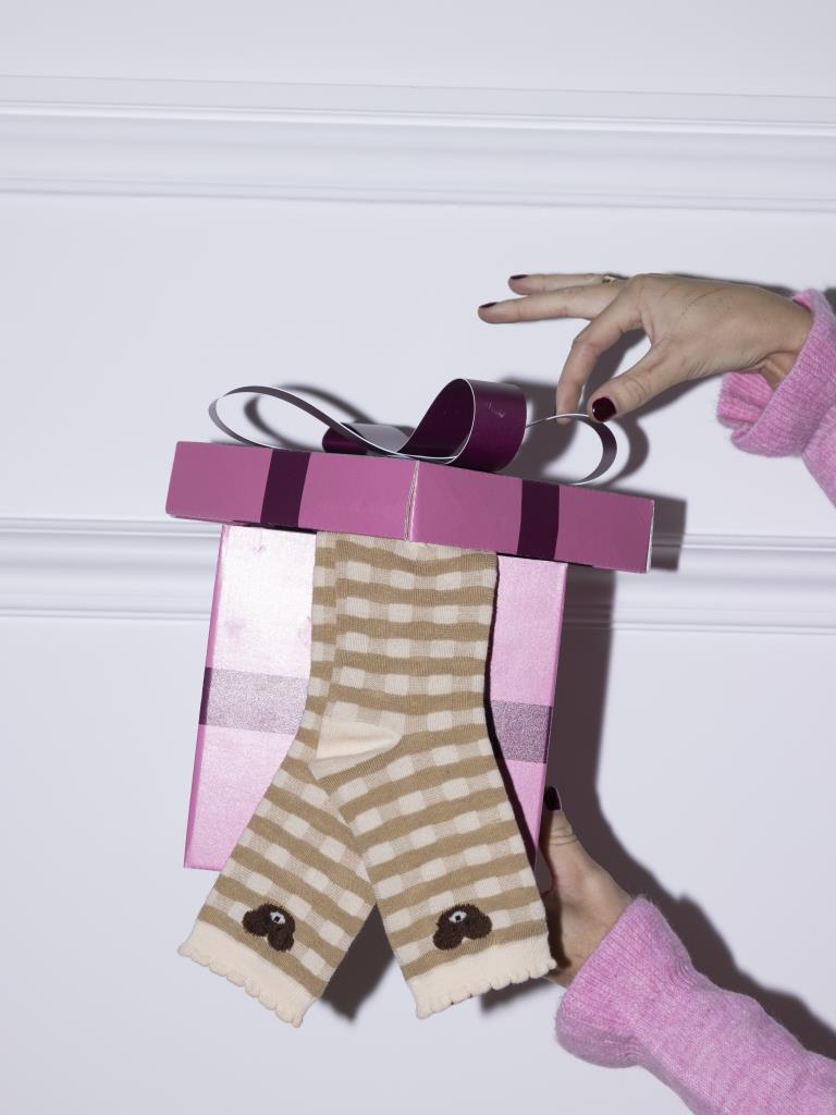 Paire de chaussettes à carreaux avec ourson