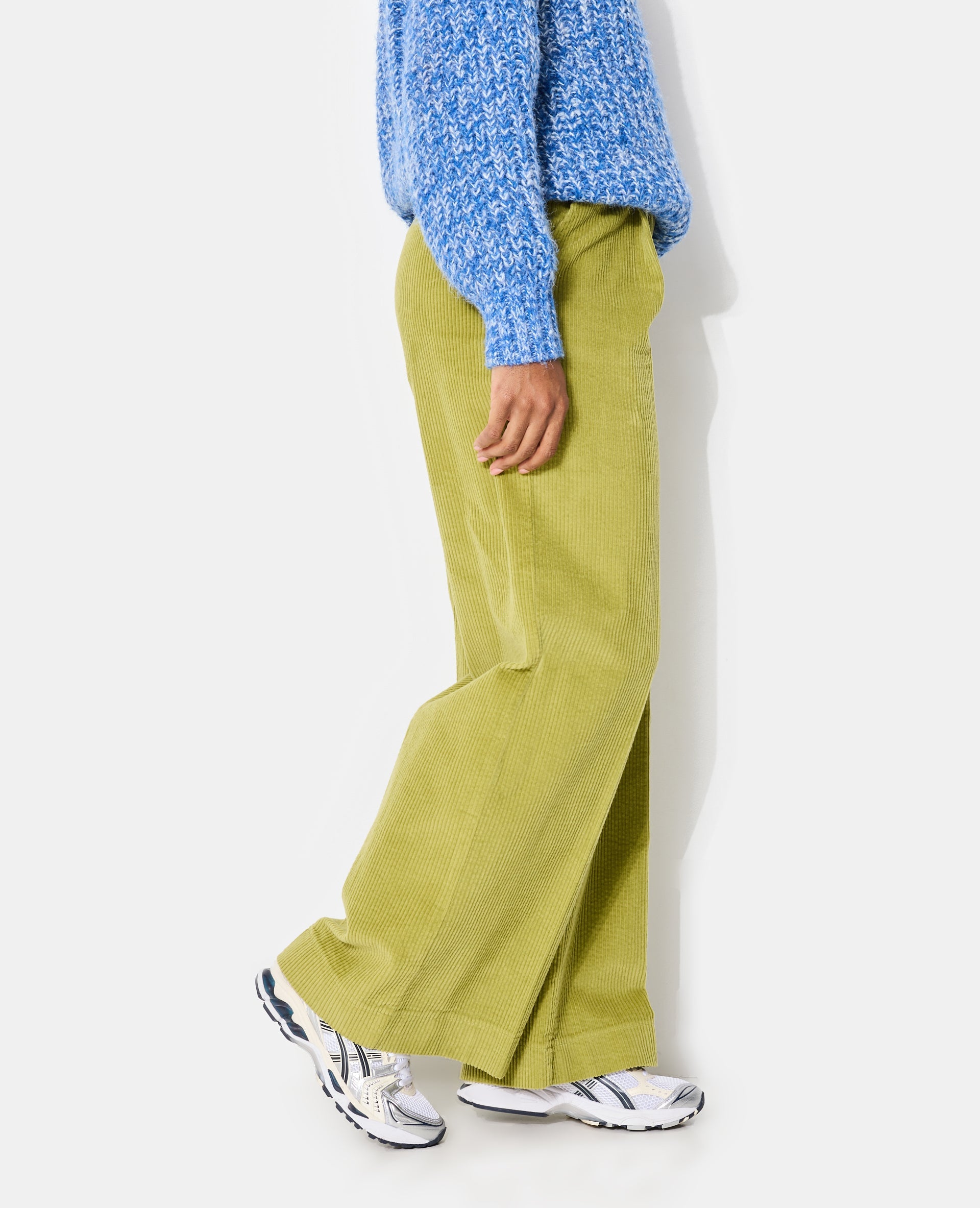 Pantalon large en velours grosse côte
