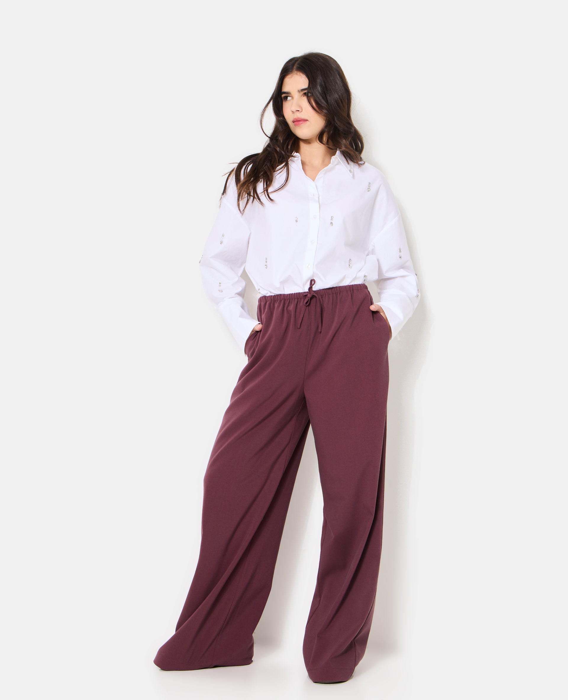 Pantalon droit et large avec lien coulissé