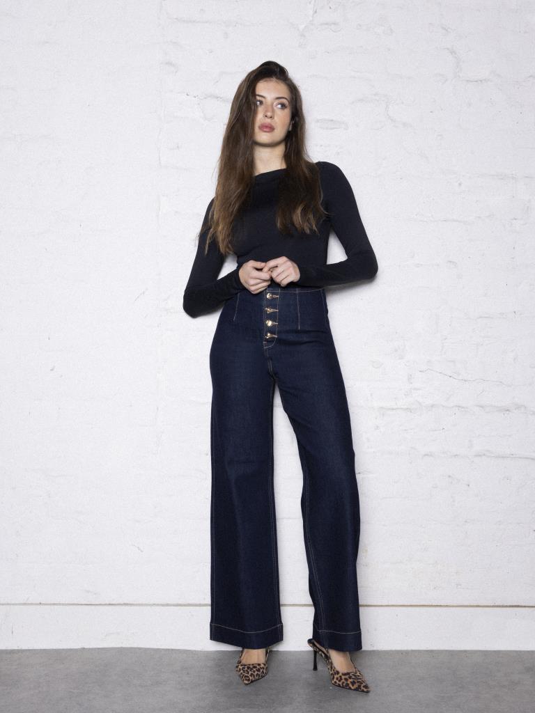 Jean wide avec boutons fantaisie