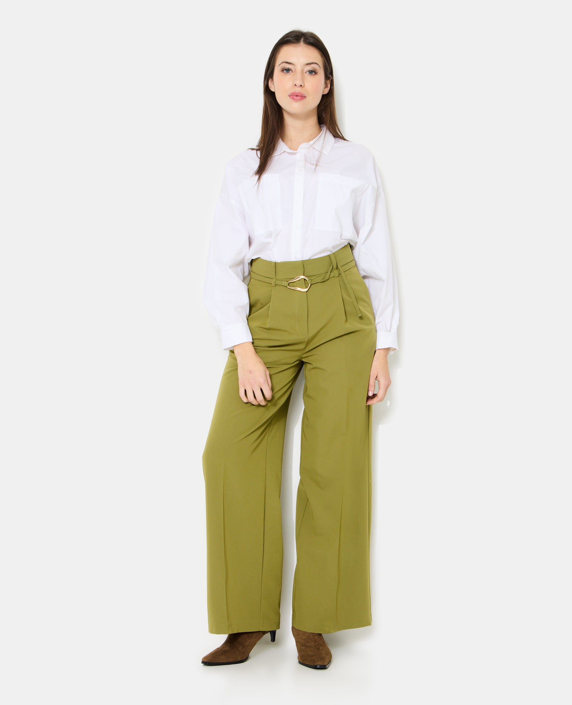 Pantalon droit avec ceinture et boucle fantaisie