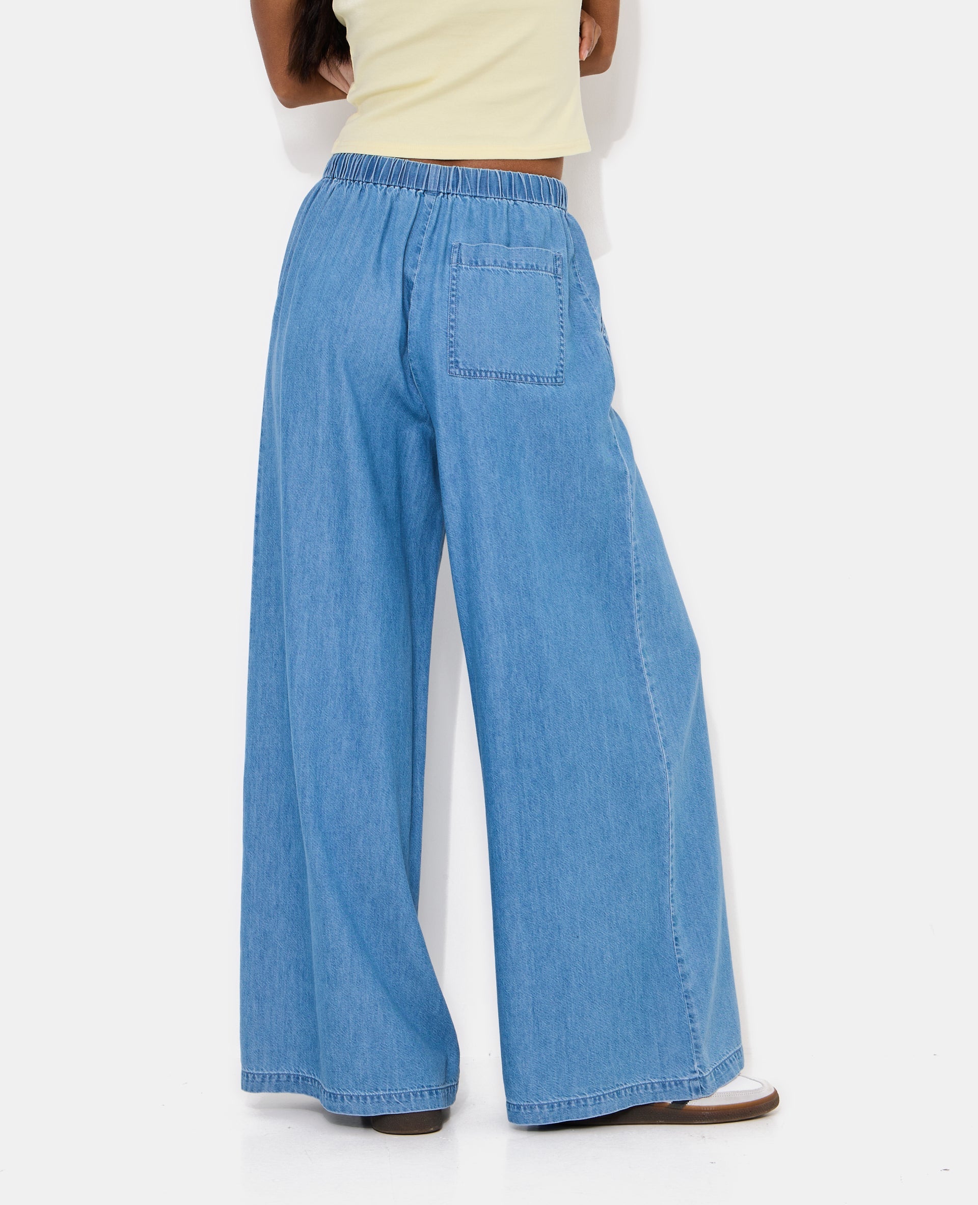 Pantalon large ceinture élastiquée effet jean