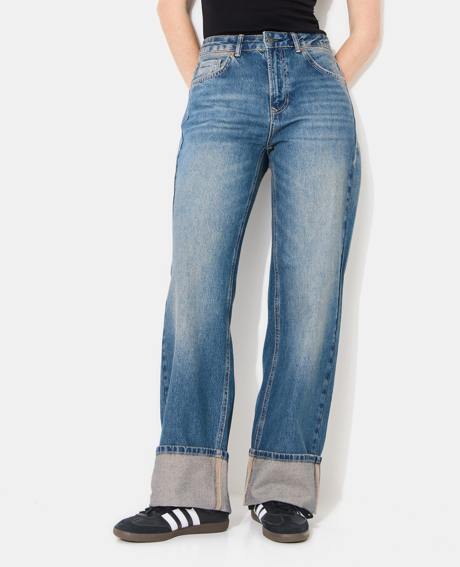 Jean straight avec revers