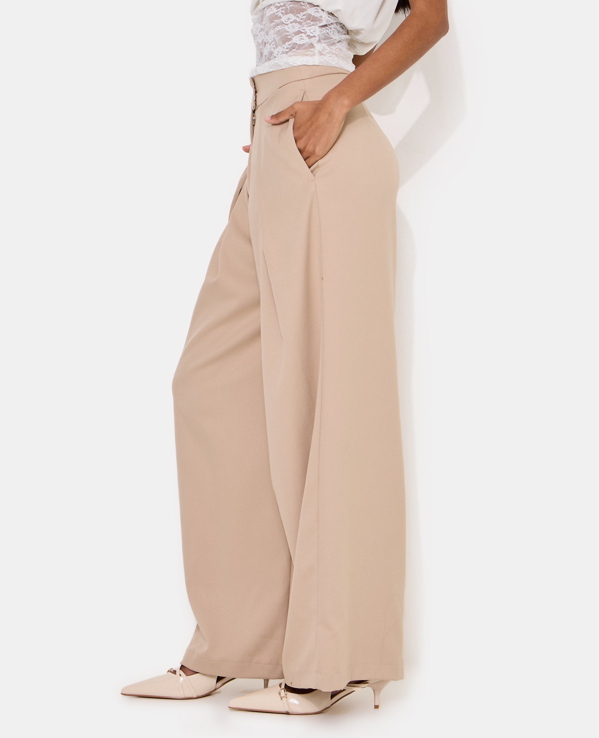 Pantalon large avec jeux de plis