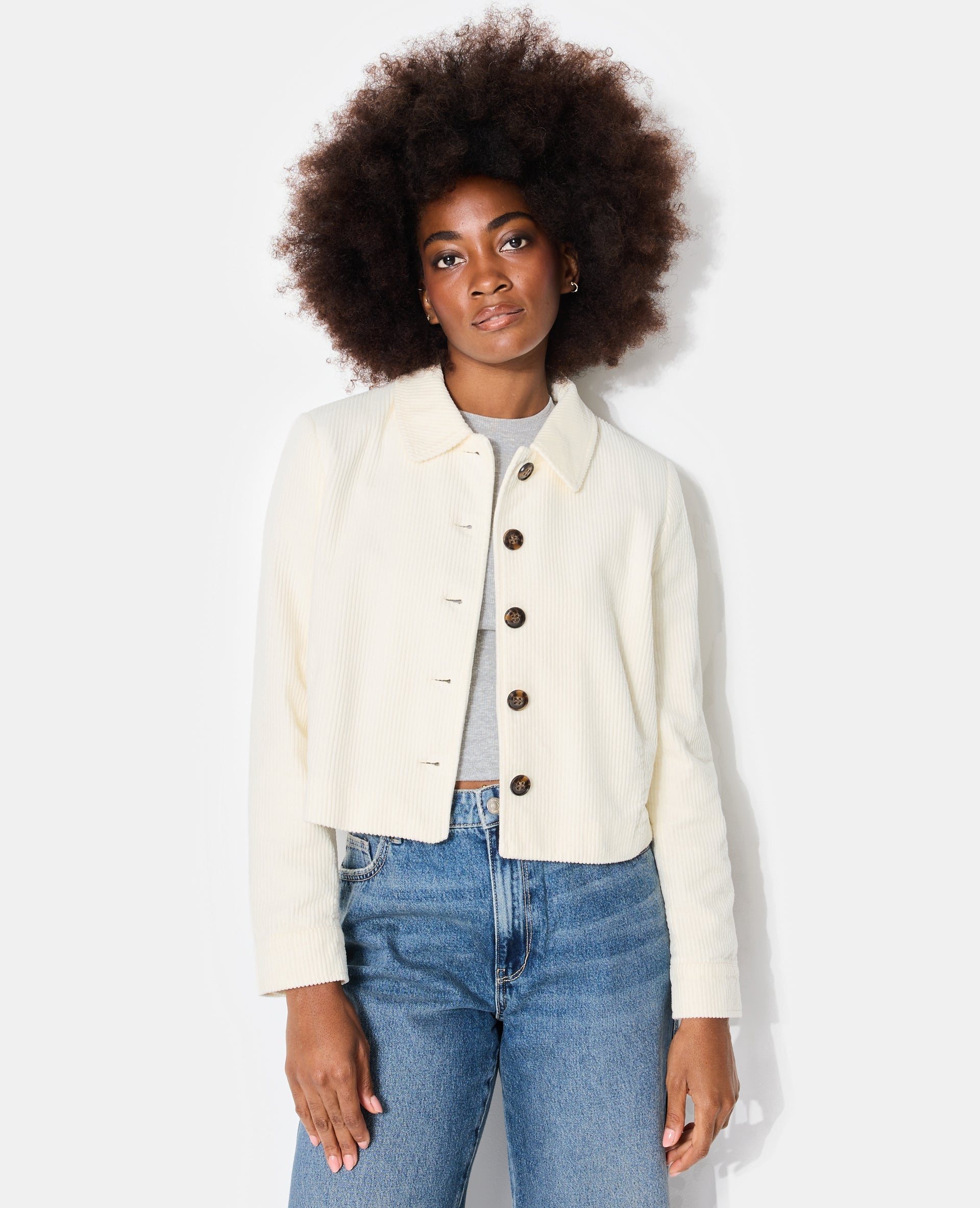 Veste droite et courte en velours