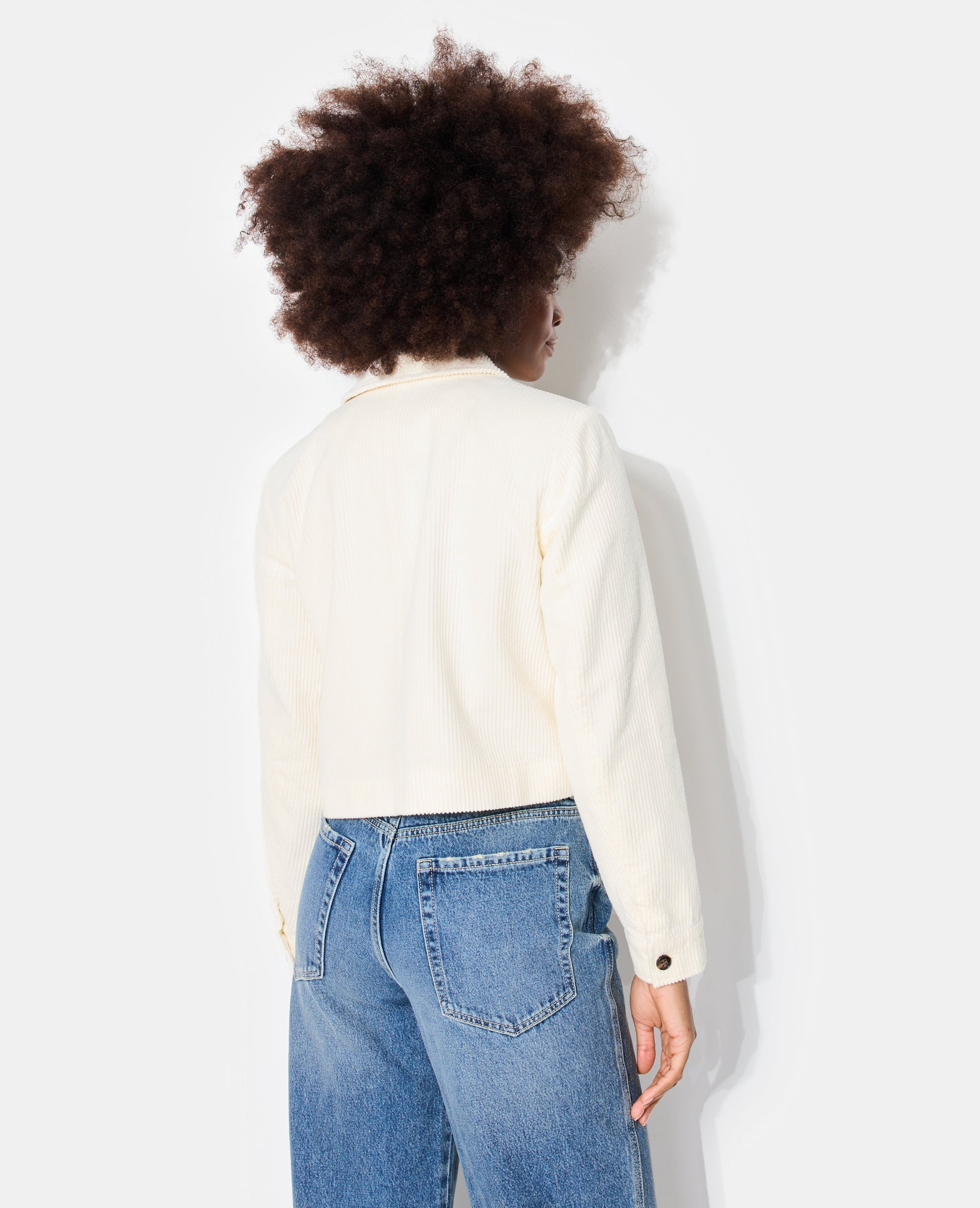 Veste droite et courte en velours