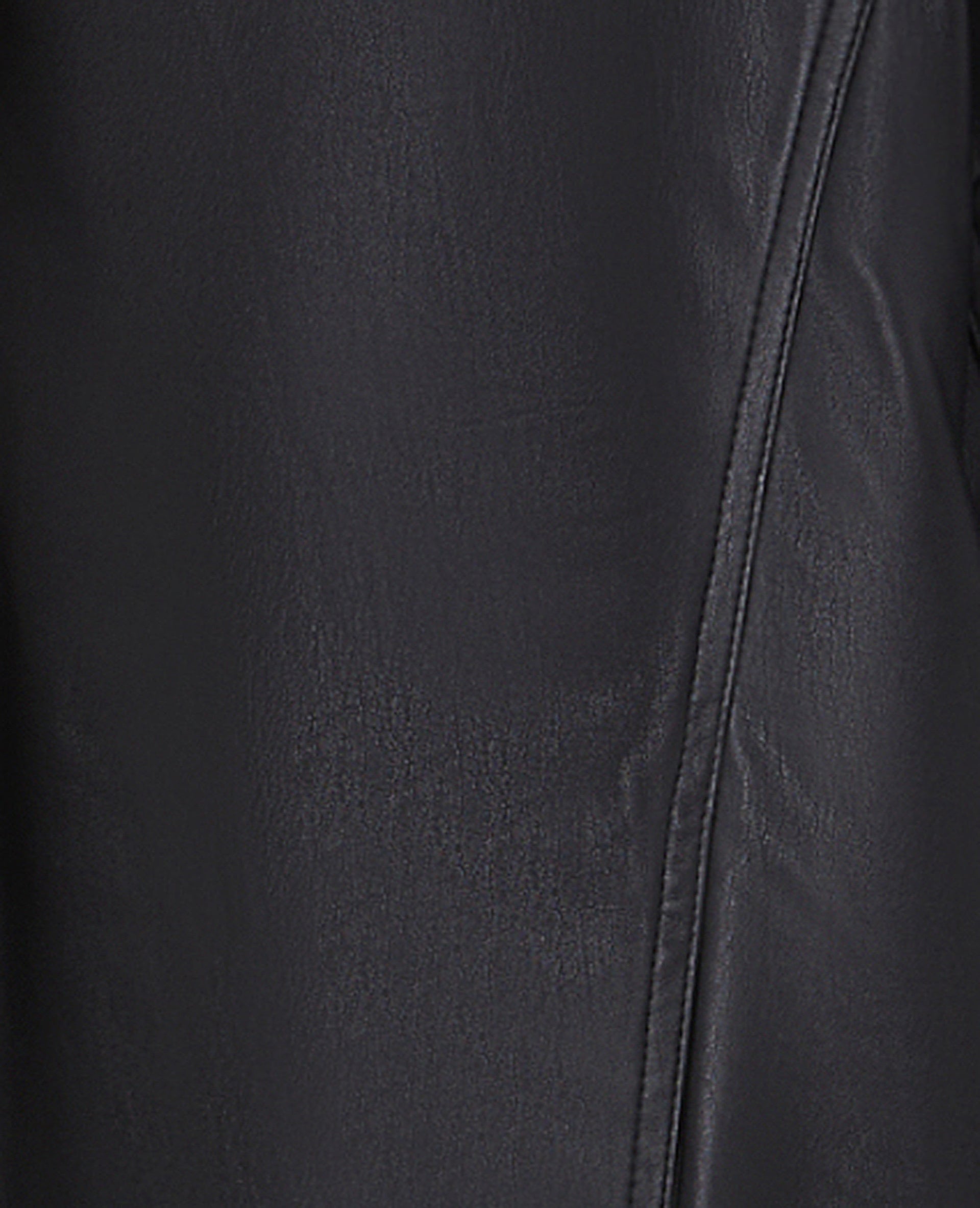 Blouson boule en simili avec col montant