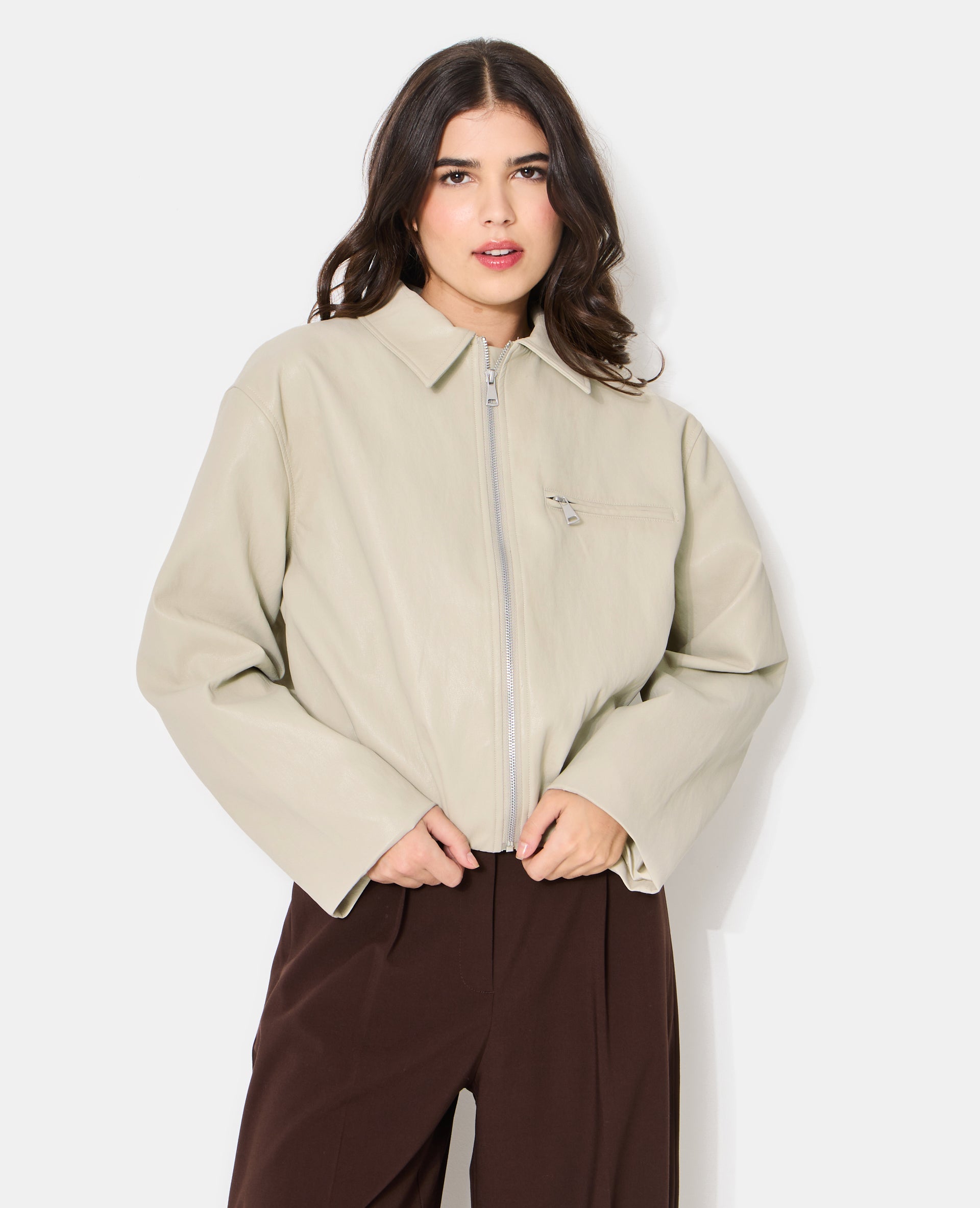 Veste boule en simili