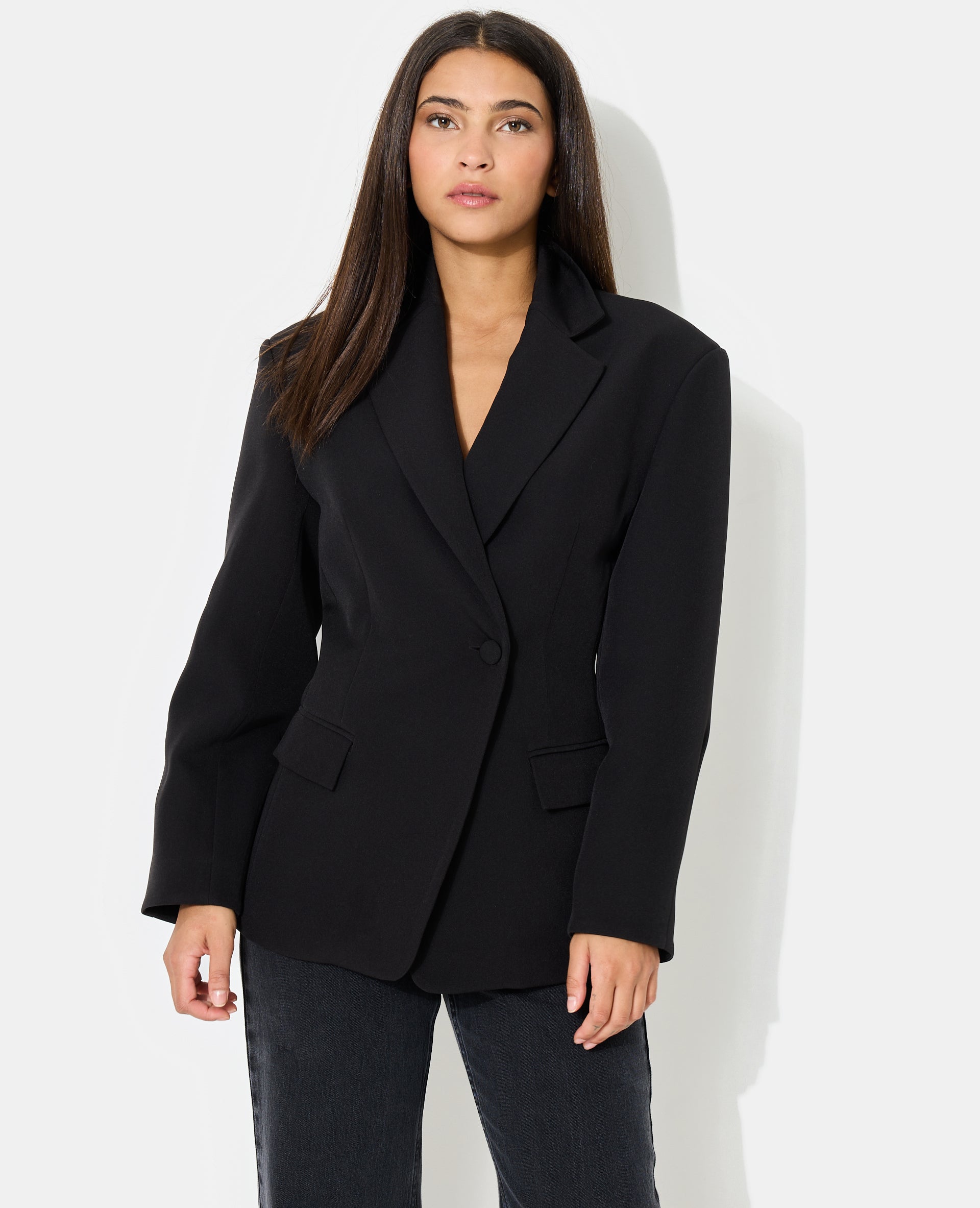 Veste blazer cintrée avec épaulettes
